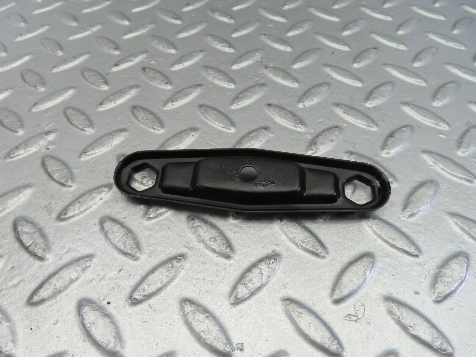 10855 Mercedes-Benz W123 230E Fuel Injector Nozzle Clamp Bracket