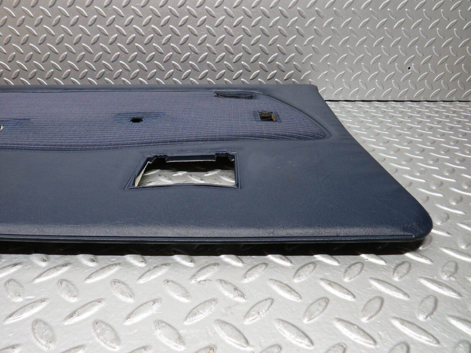 31938 Mercedes-Benz W123 230E Rear Left Door Card Blue