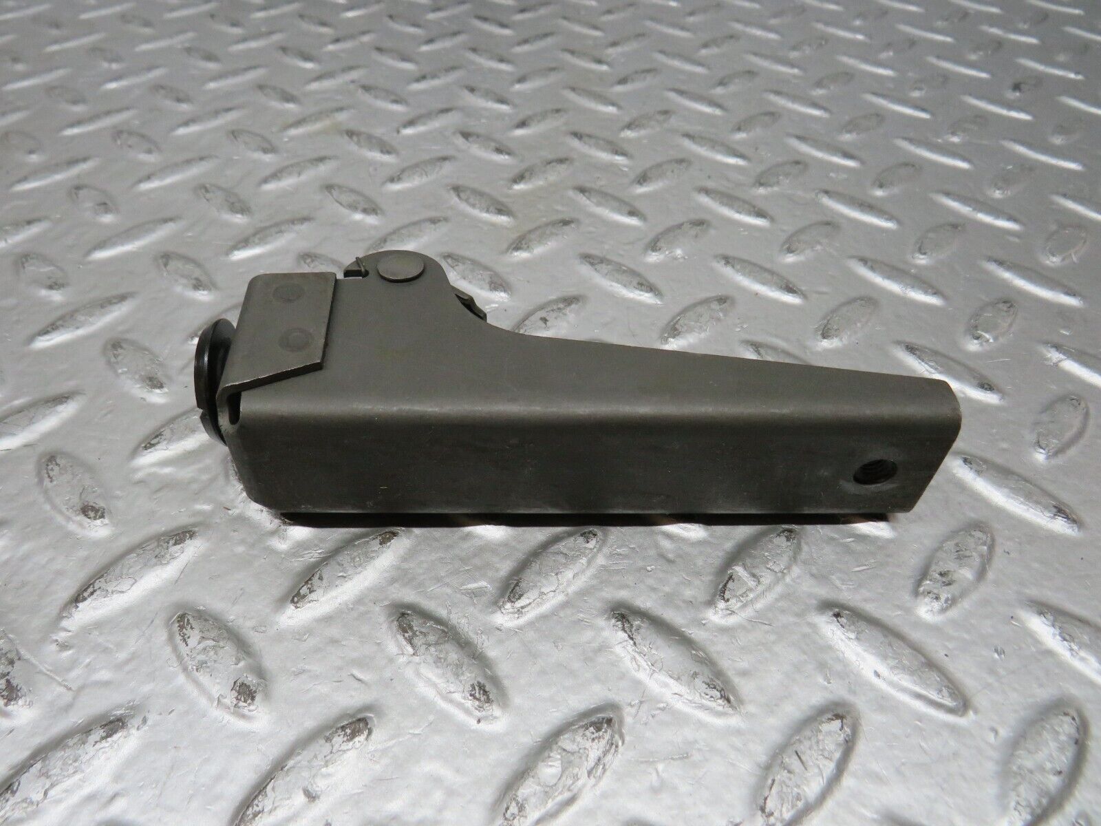 27455 Mercedes-Benz W123 280E Handbrake Regulator