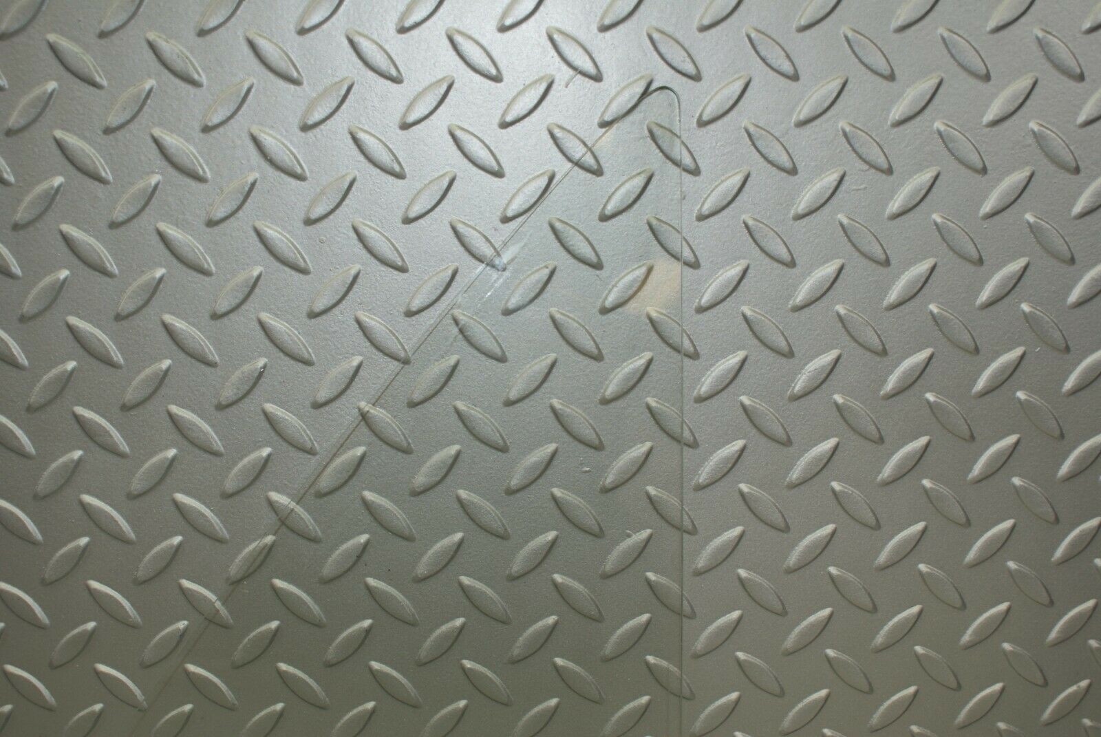 3099 Mercedes-Benz W115 220D Rear Right Quarter Glass