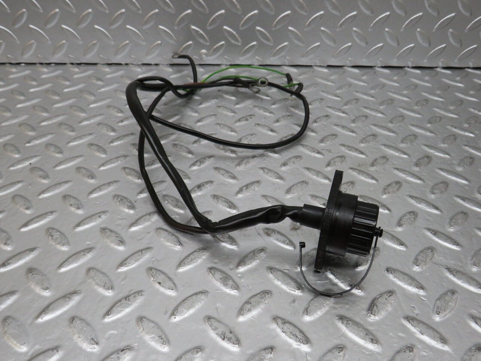 25416 Mercedes-Benz W123 200 Diagnostic Connector 1235450026