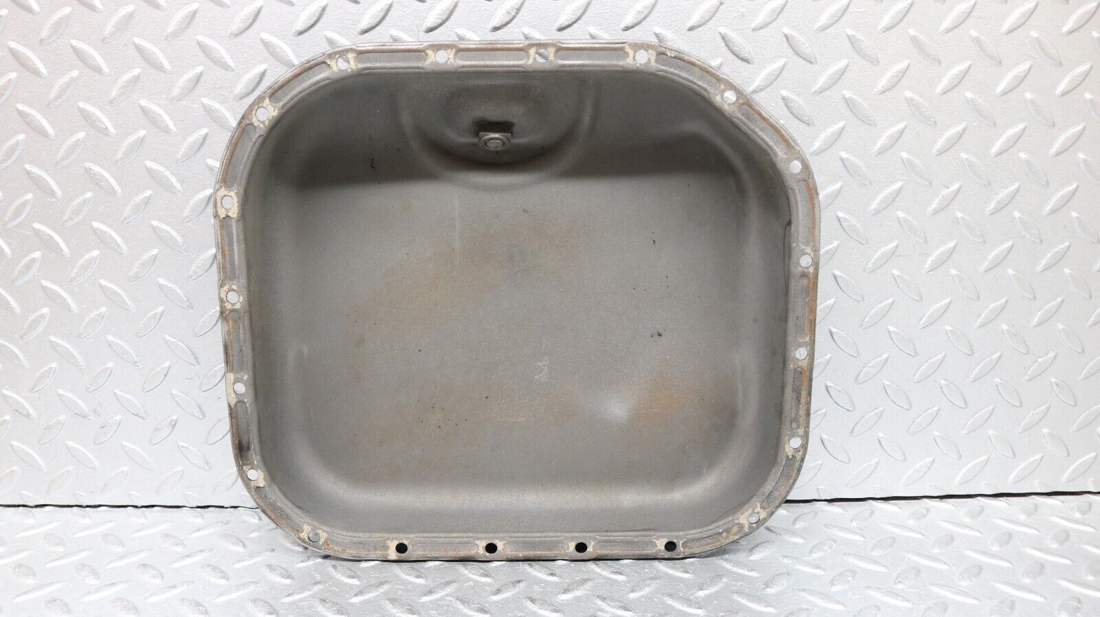 37228 Mercedes-Benz C126 420SEC Coupe Engine Oil Pan Oil Sump