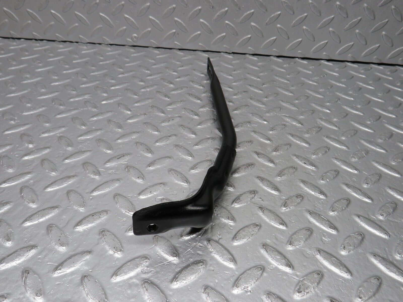 38992 Mercedes-Benz W201 190E 2.6L Front Lock Carrier Panel Reinforcement