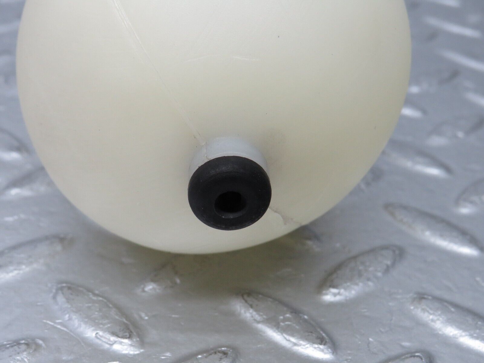 38789 Mercedes-Benz W201 190E 2.6L Vacuum Reservoir