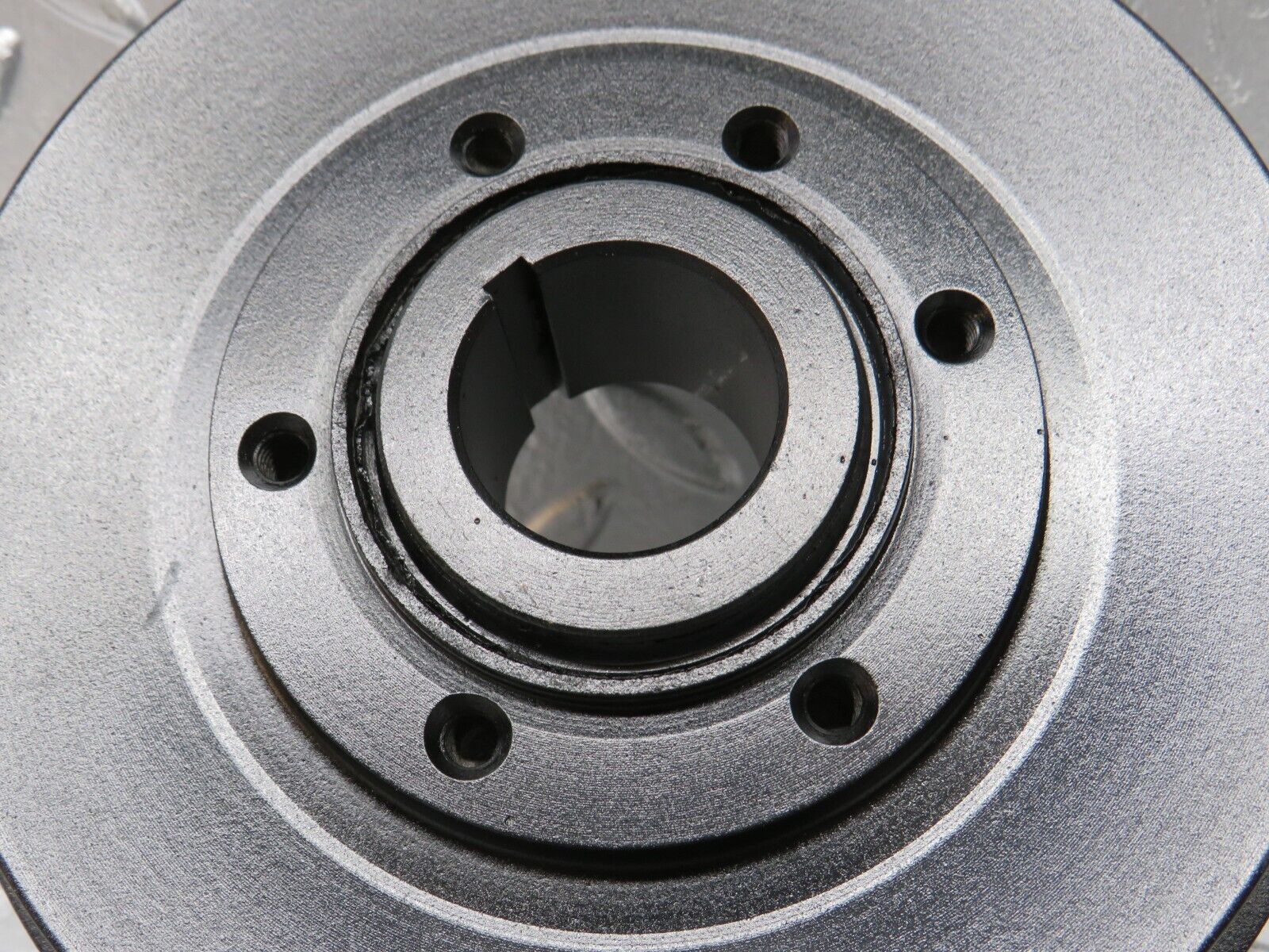 29882 Mercedes-Benz W123 230E Crankshaft Vibration Damper Pulley 1020300403