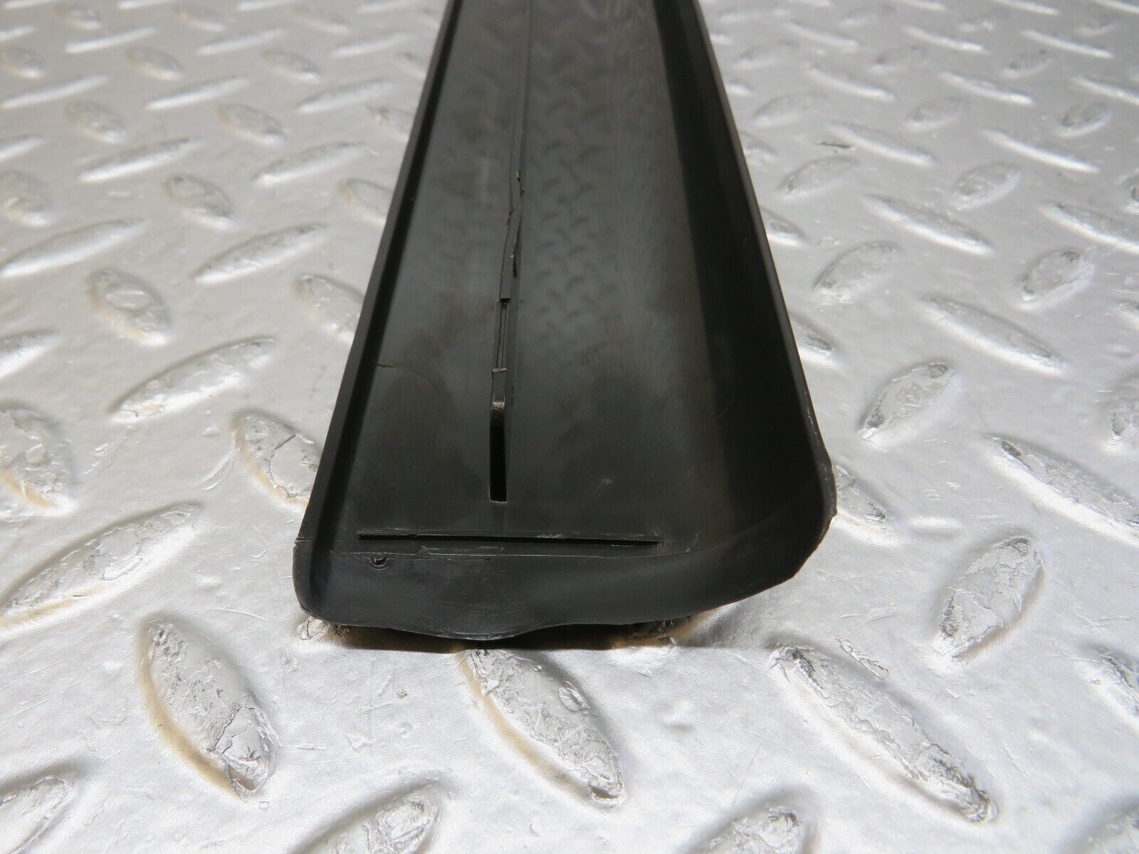 34855 Mercedes-Benz W210 320E Front Right Door Sill Trim Grey 2106802235