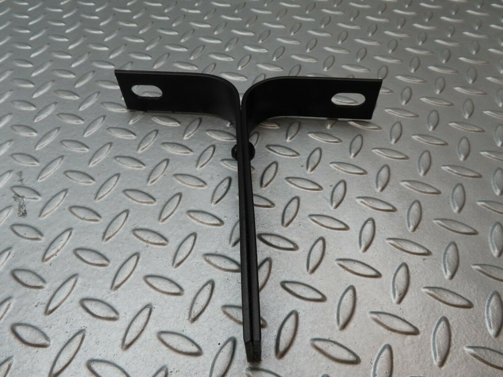 3443 Mercedes-Benz W115 220D Front Bumper Bracket Pair