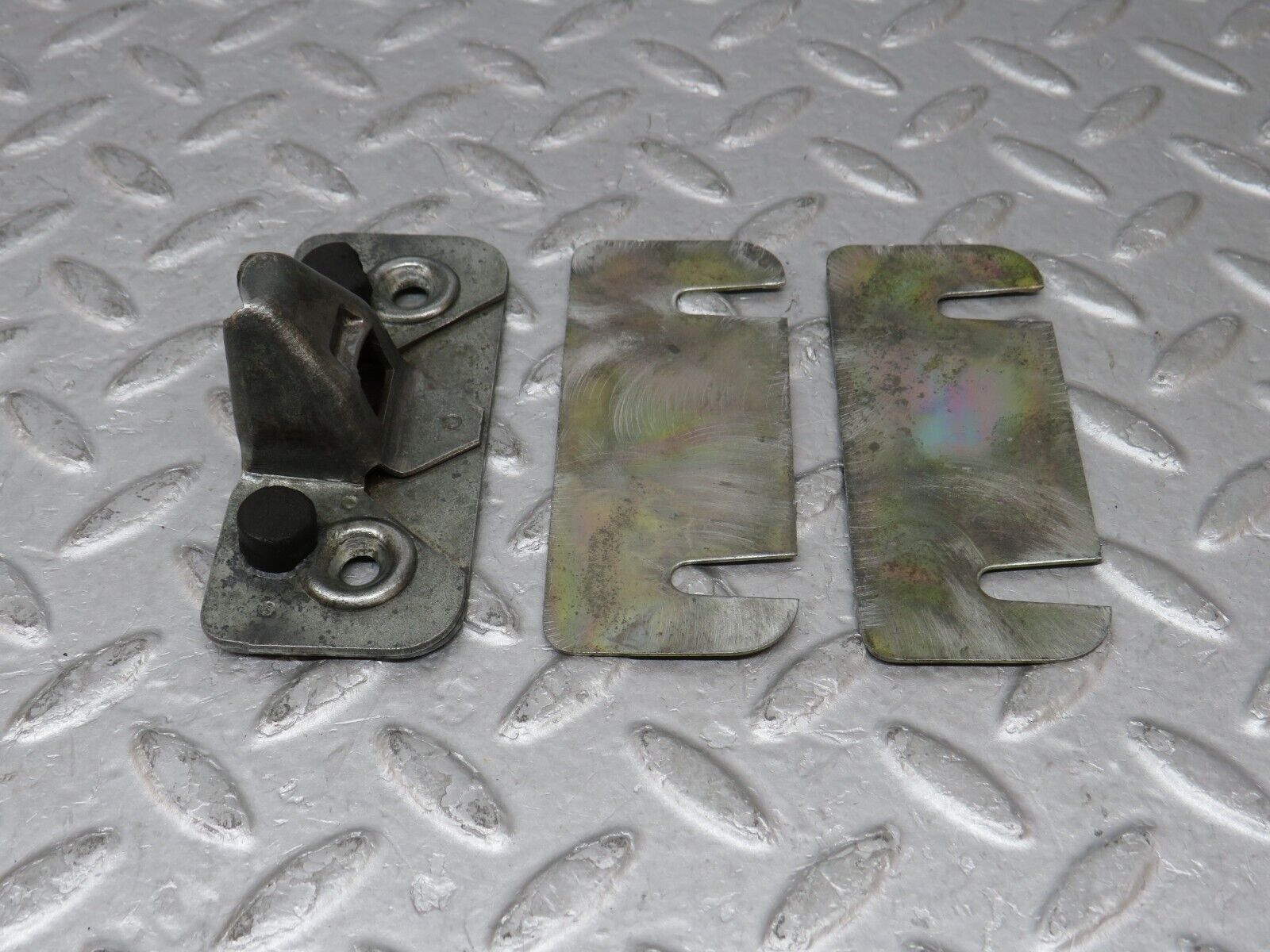 35725 Mercedes-Benz W108 Trunk Lock Latch