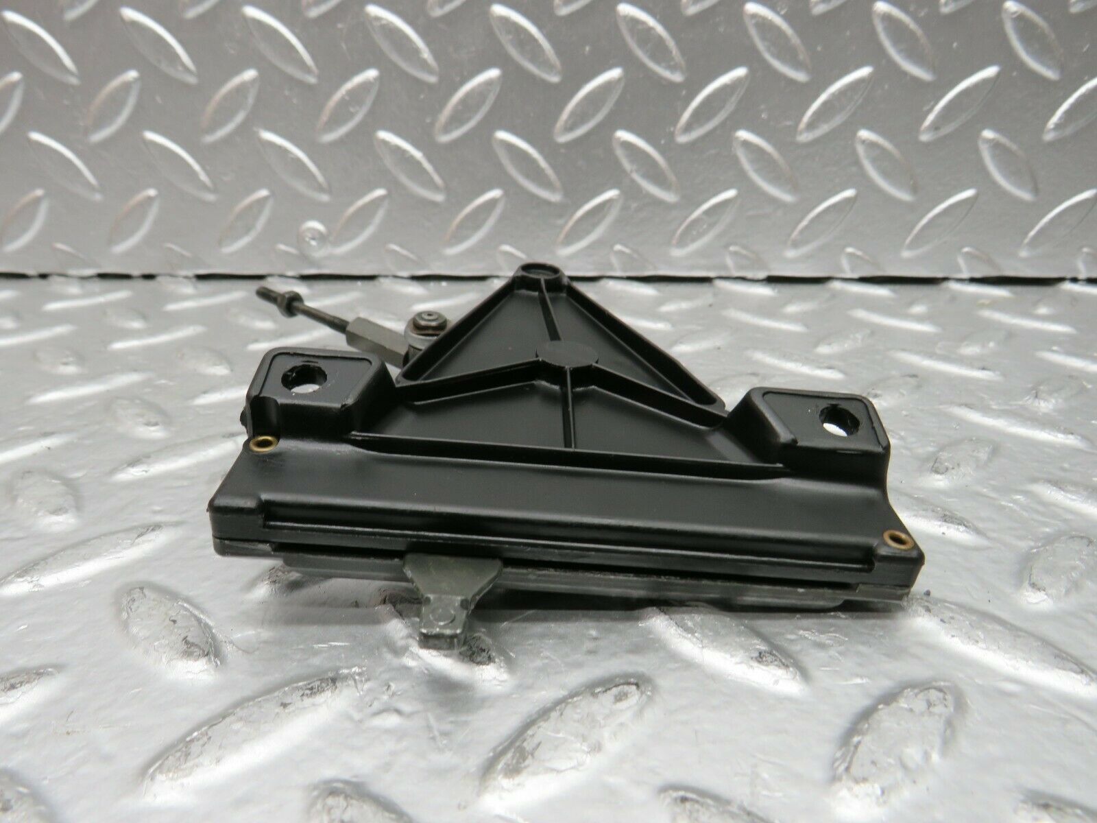 22719 Mercedes-Benz C107 450SLC Coupe Air Vent Control Lever Centre