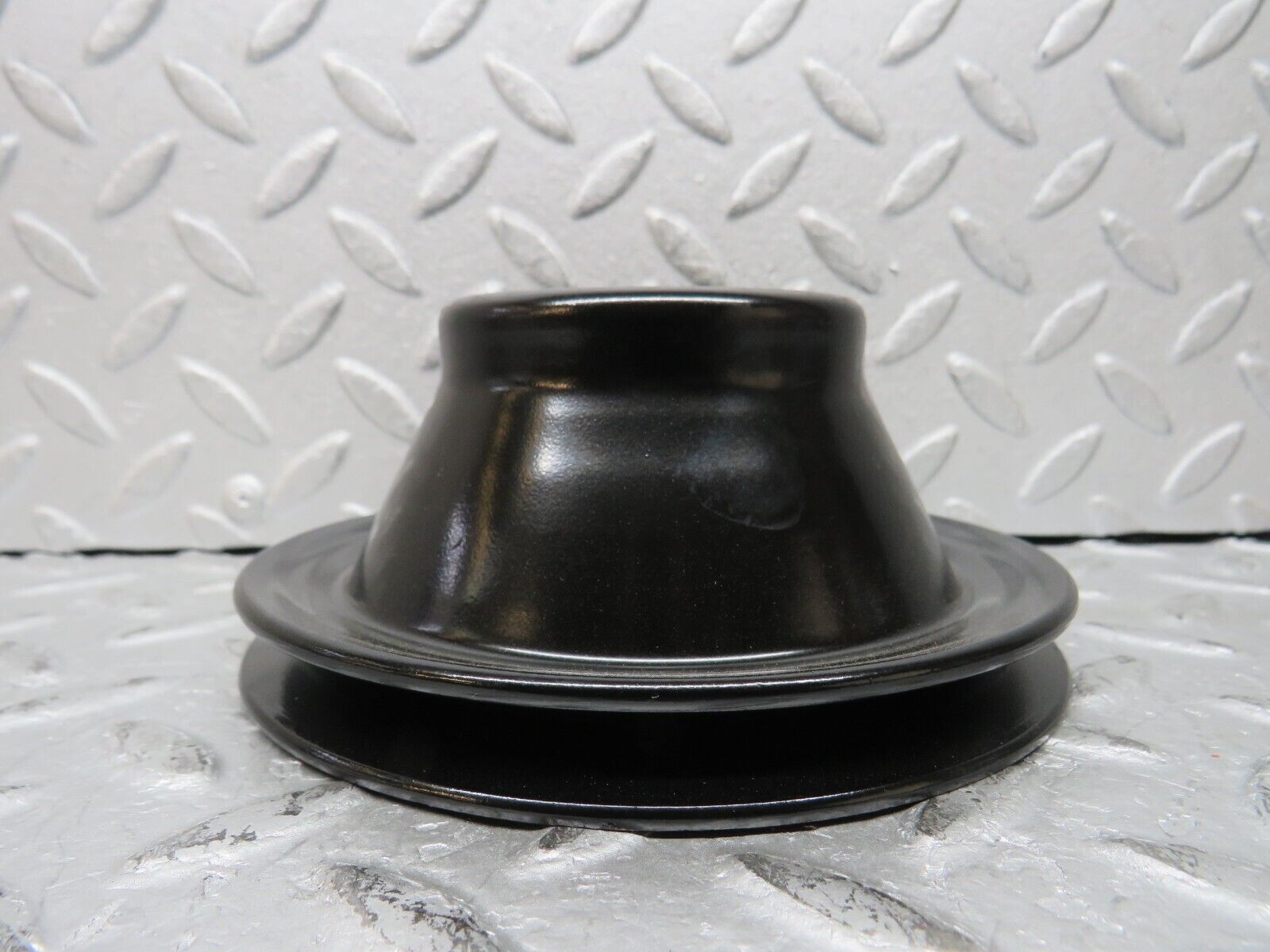 37693 Mercedes-Benz W108 280S Water Pump Pulley