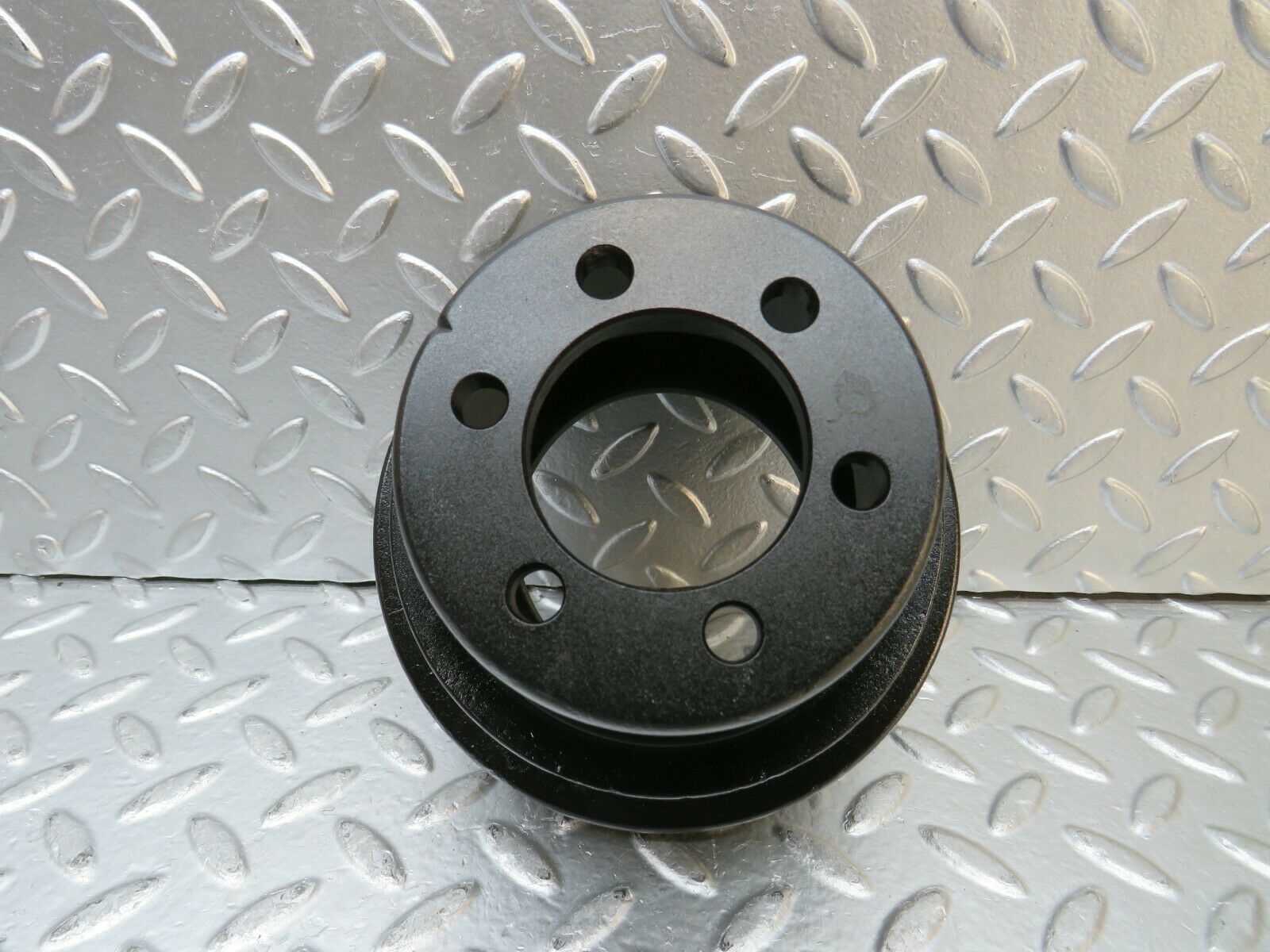 22858 Mercedes-Benz C107 450SLC Coupe Crankshaft Pulley