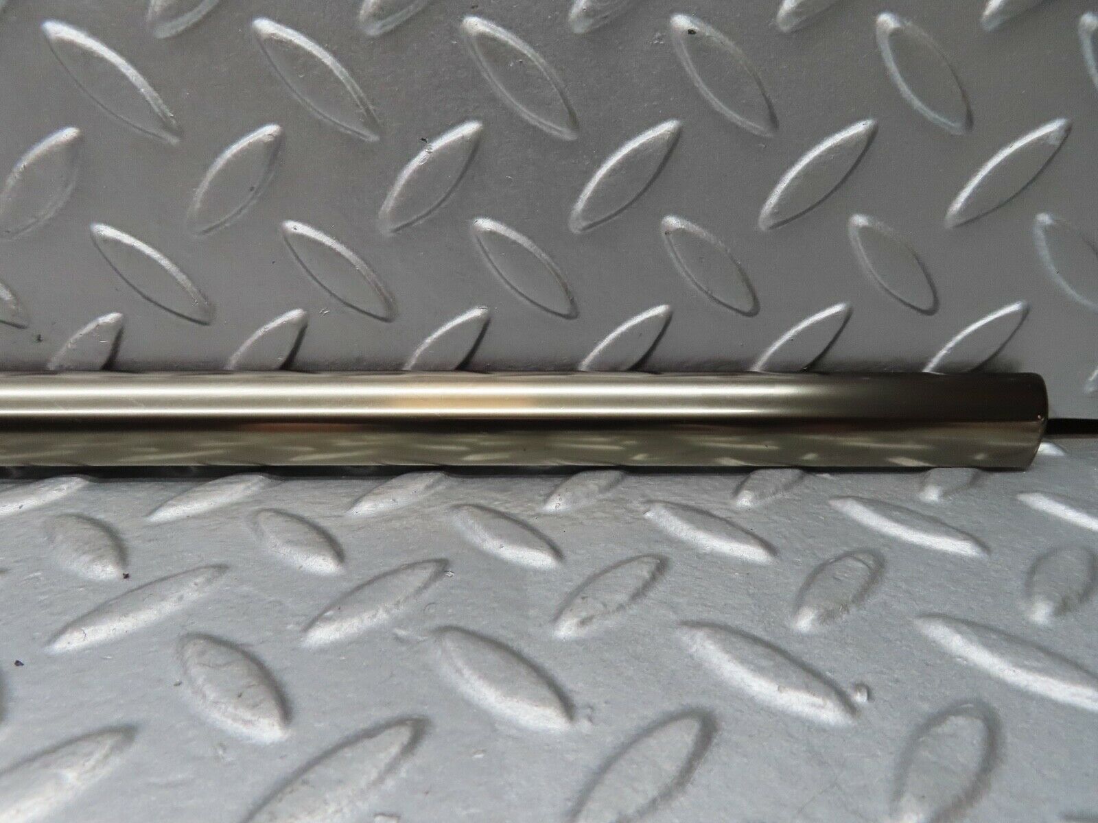 17378 Mercedes-Benz R129 300SL Coupe Right Door Chrome Trim