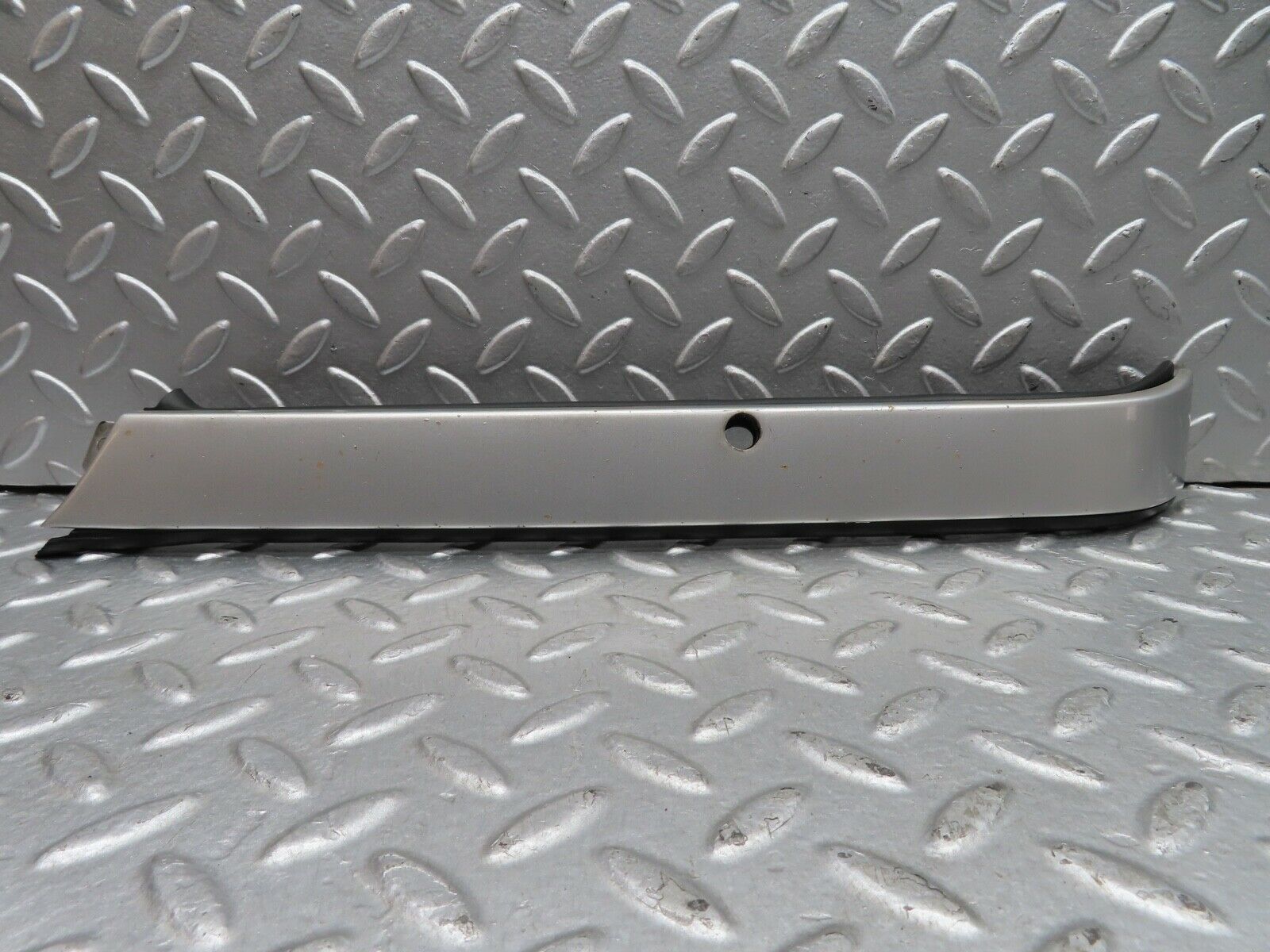 19352 Mercedes-Benz C140 CL420 Coupe Left Headlight Bezel 1408261177