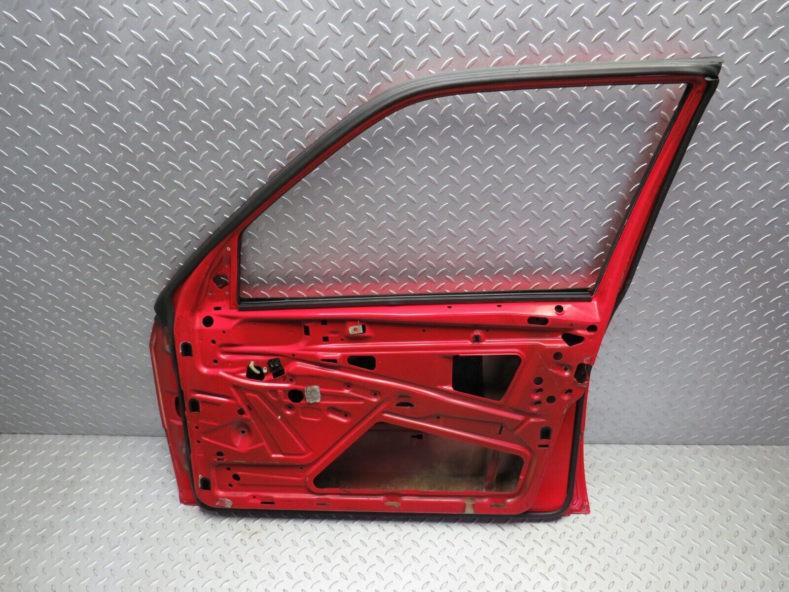 38747 Mercedes-Benz W201 190E 2.6L Front Right Door