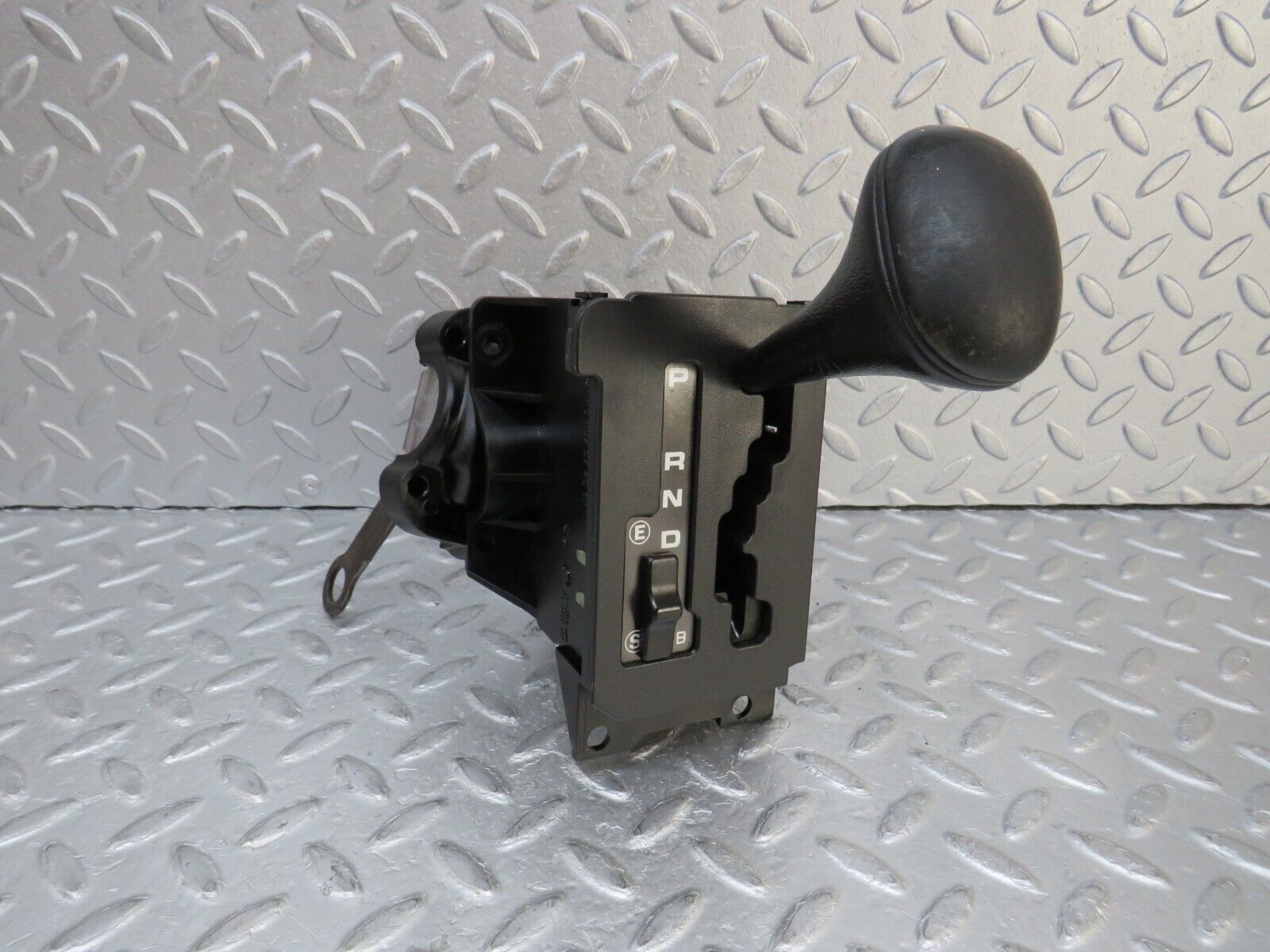 37042 Mercedes-Benz C126 420SEC Coupe Gear Shift Selector 1262670740