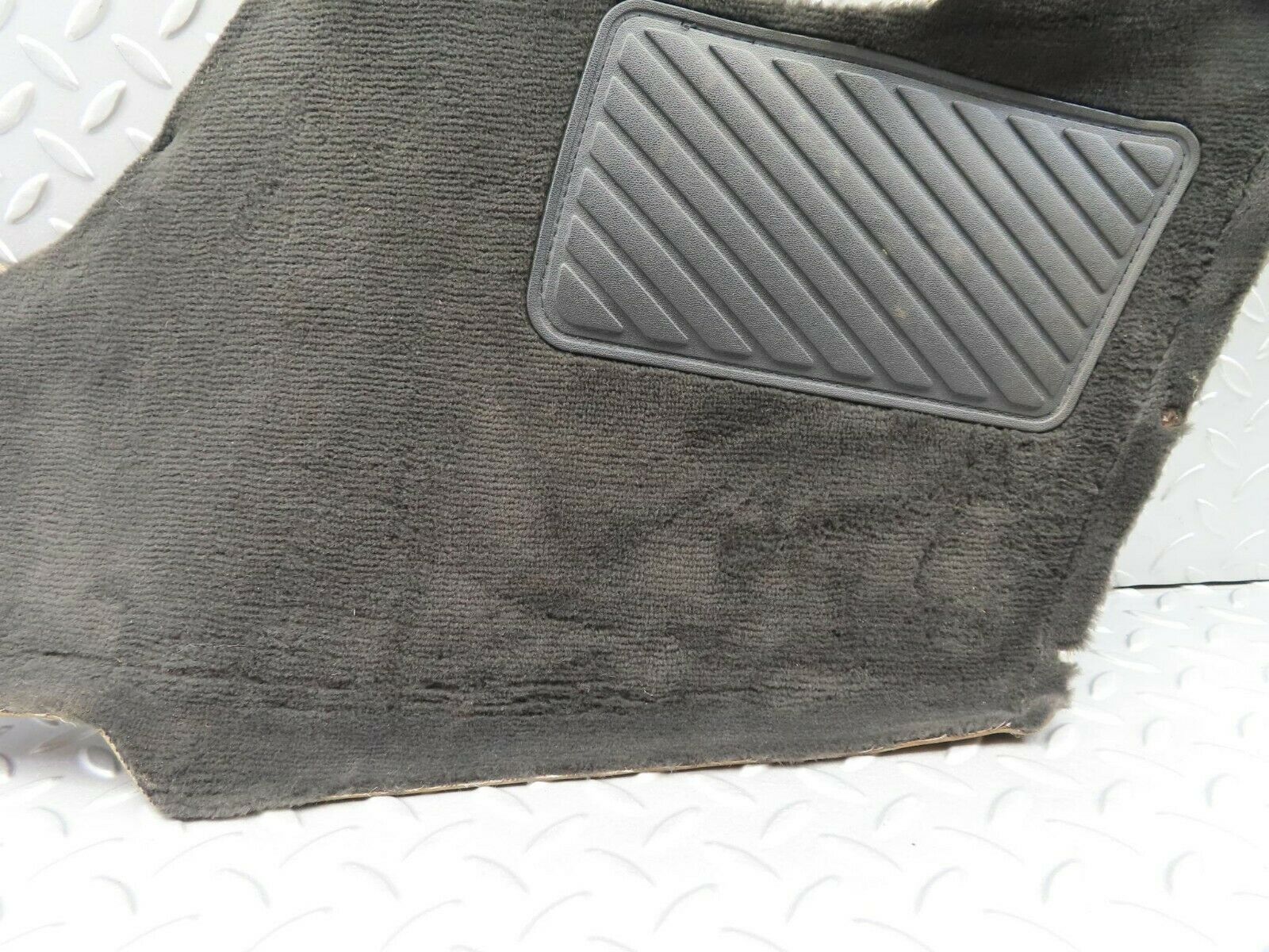 6502 Mercedes-Benz S124 E220 Wagon Centre Console Carpet Right Side Black