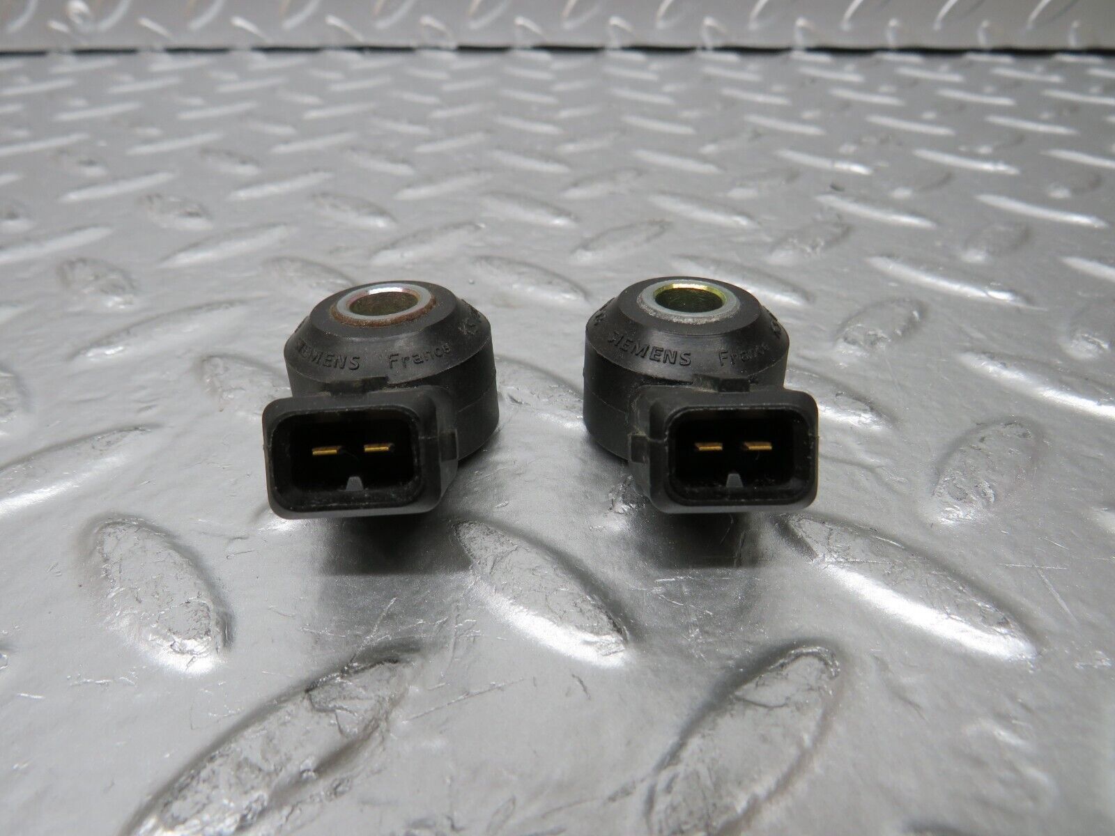 24906 Mercedes-Benz W140 S320 Knock Sensor Siemens Pair 0031538928