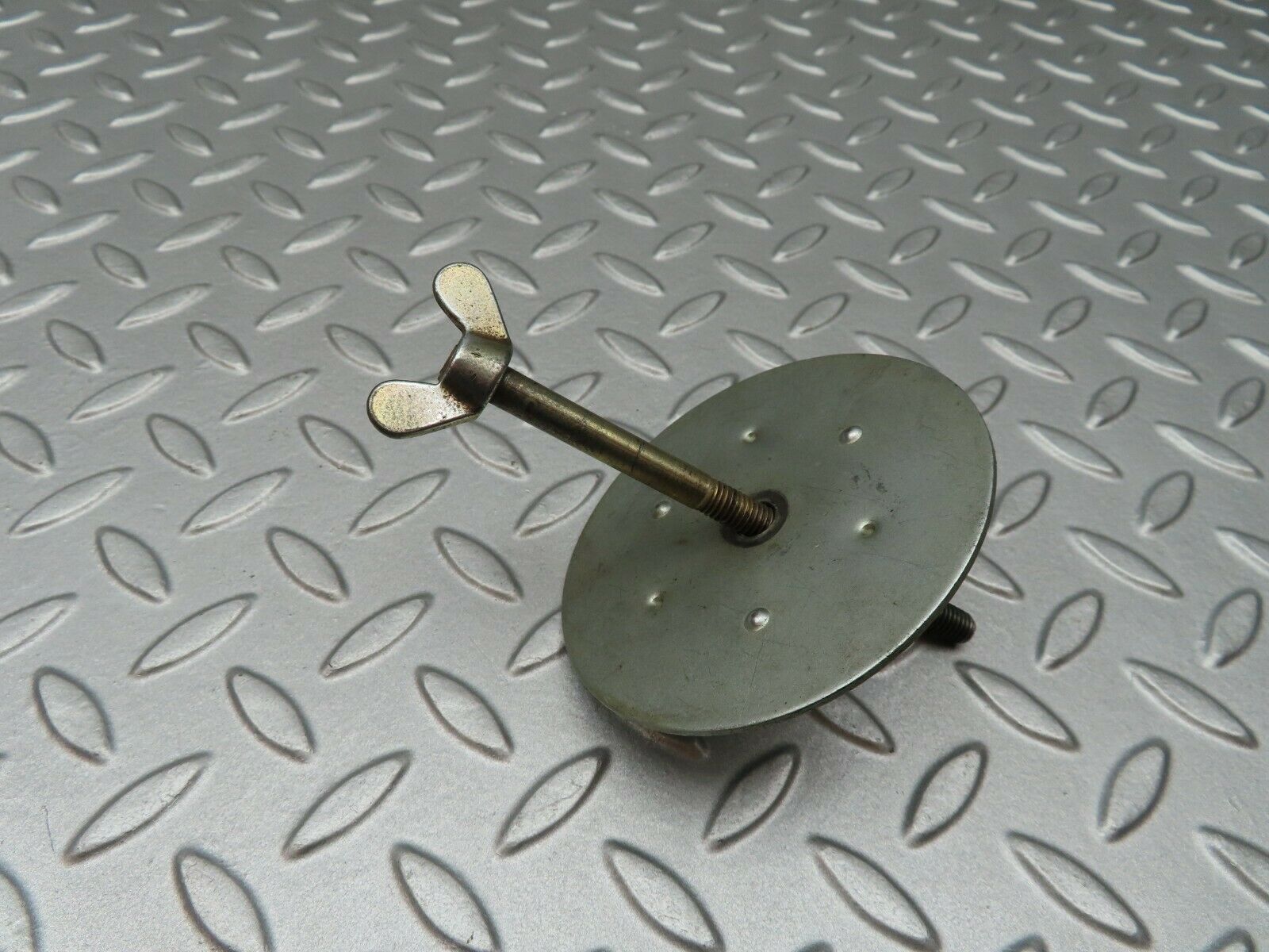 3741 Mercedes-Benz S123 200T Wagon Spare Wheel Holder