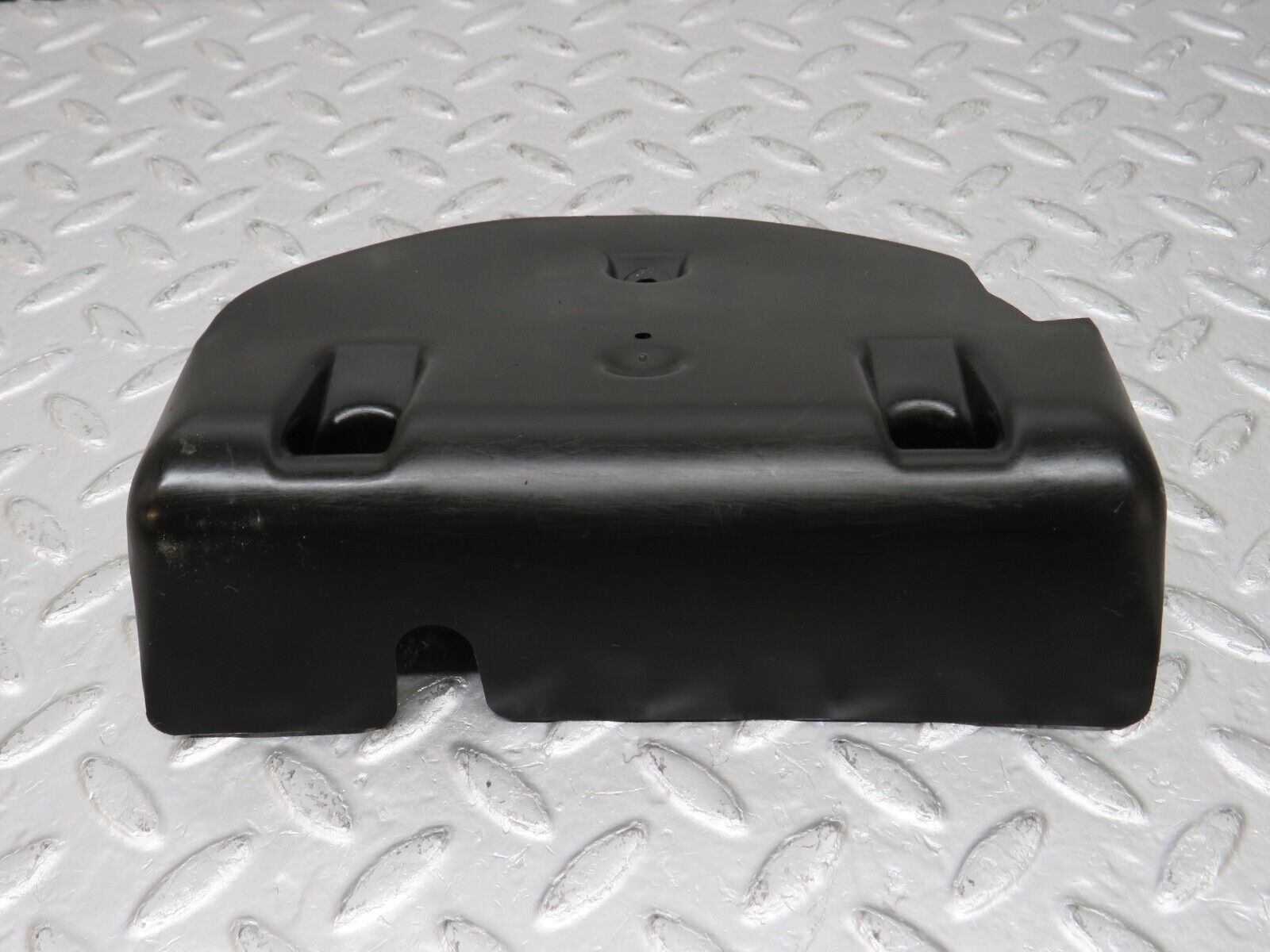 33279 Mercedes-Benz W202 C180 Fuel Tank Plastic Cover 2024710187