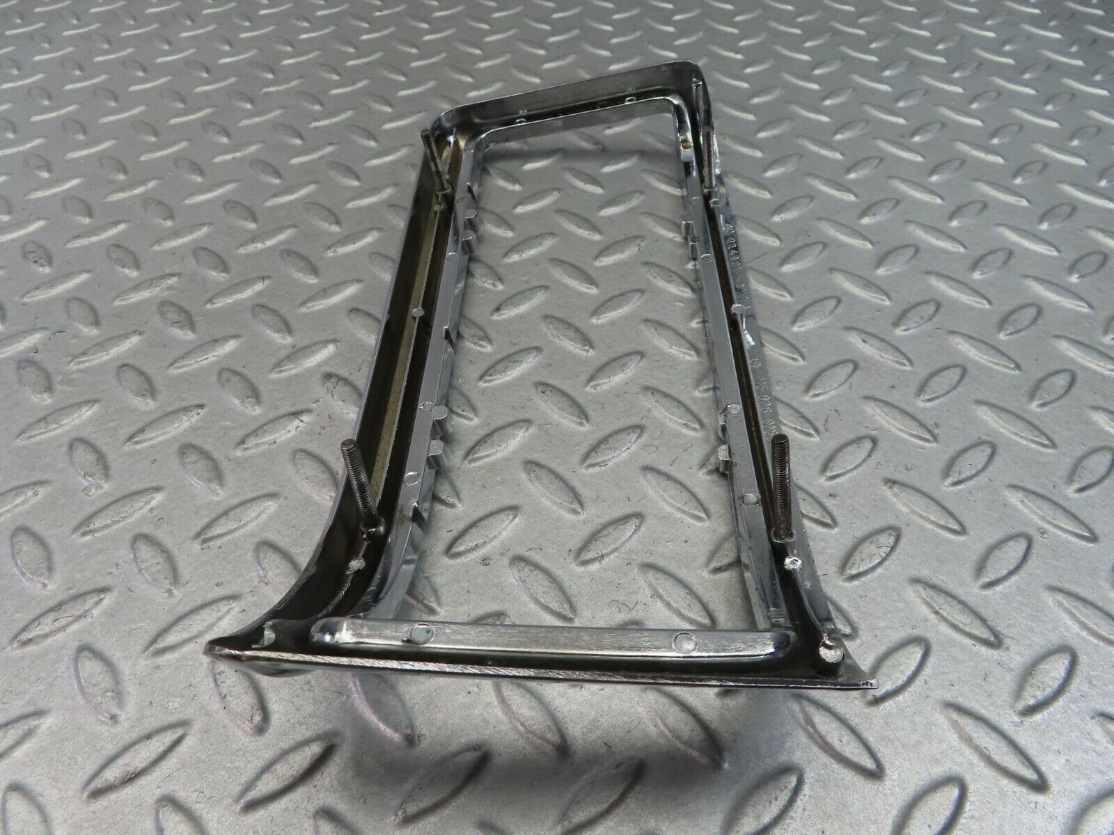8513 Mercedes-Benz W115 Tail Light Chrome Frame Left 1158260159