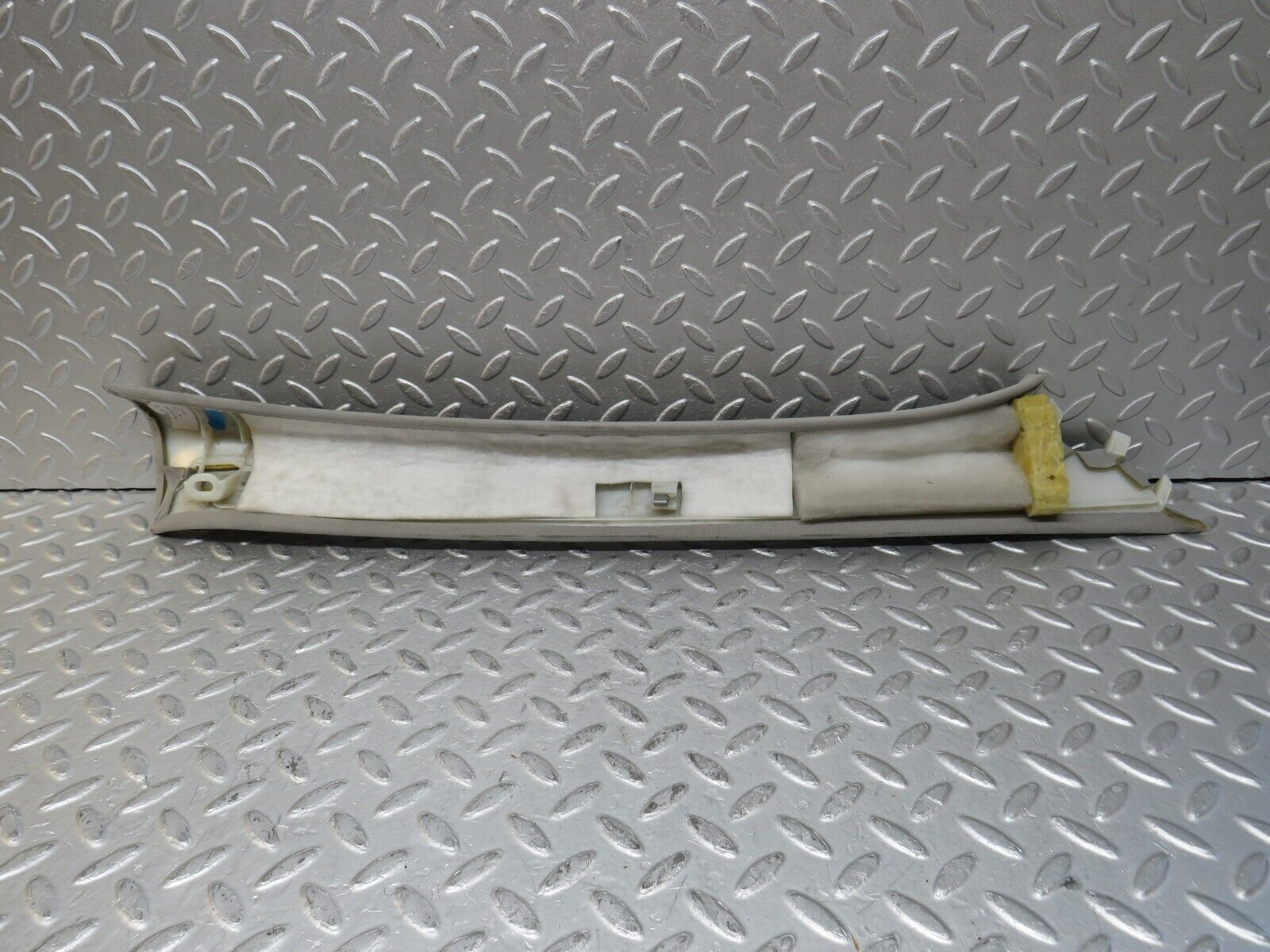 35210 Mercedes-Benz W221 A Pillar Cover Left Side 2216908525