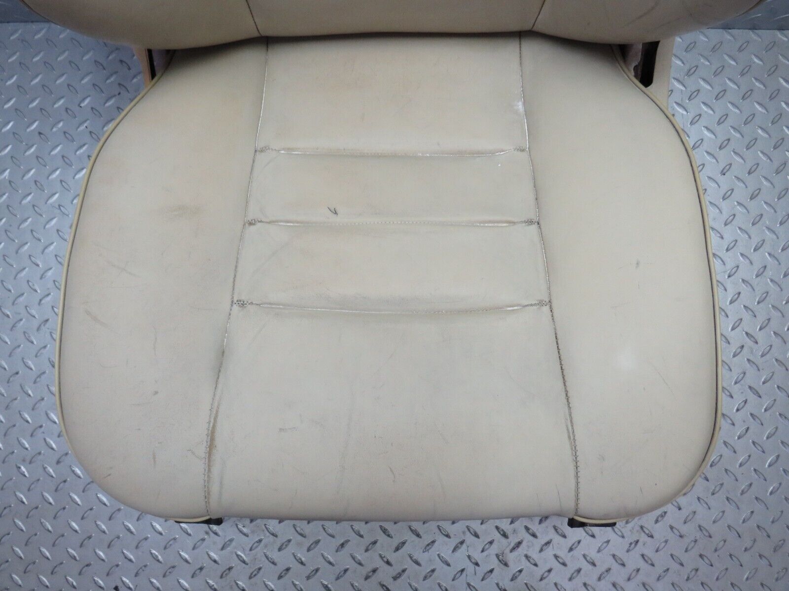 34548 Mercedes-Benz C126 380SEC Front Left Electric Seat Leather Beige