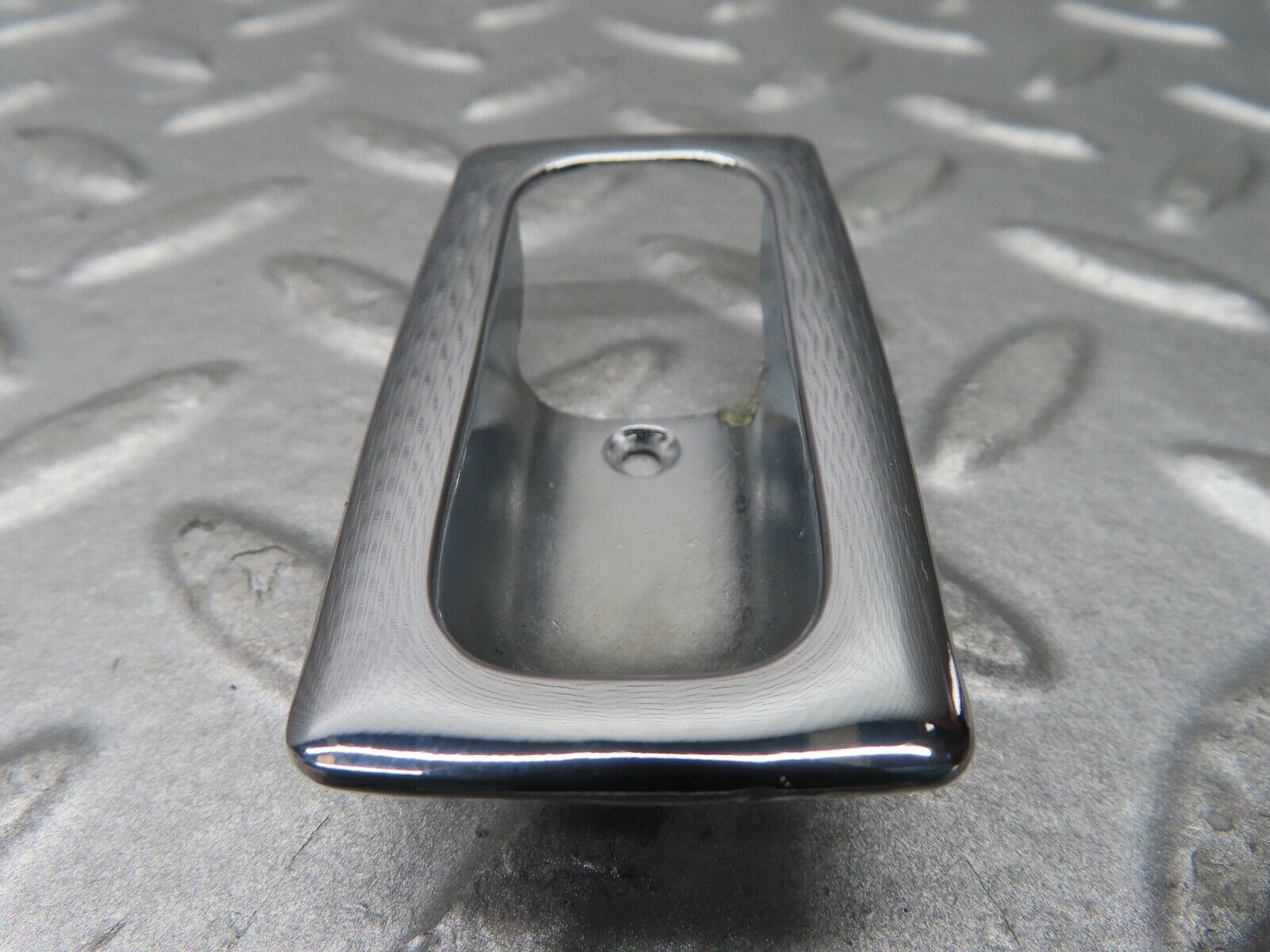 16984 Mercedes-Benz C123 280CE Coupe Door Lock Handle Surround Chrome