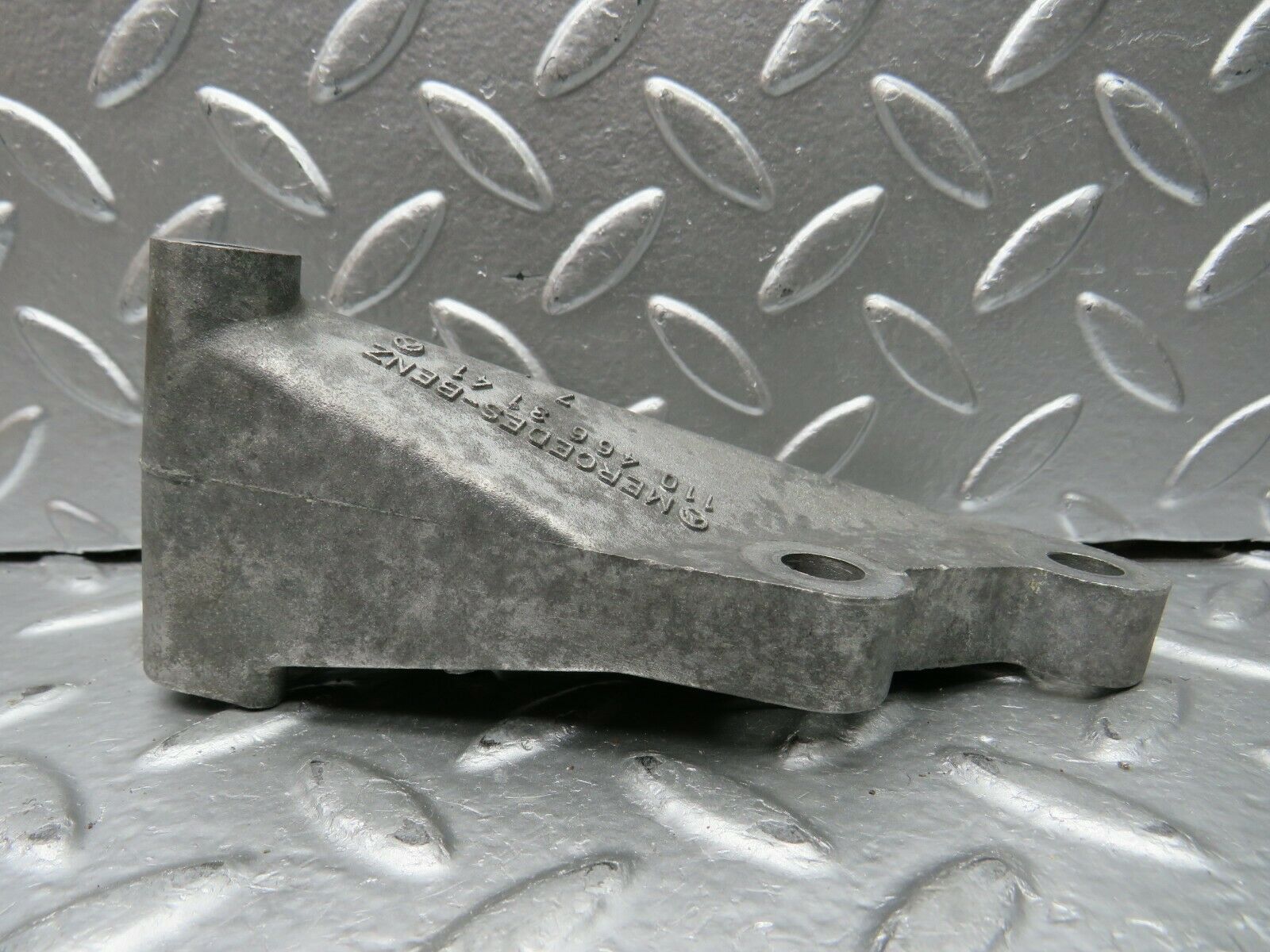 24052 Mercedes-Benz W123 280E Power Steering Pump Bracket 1104663141