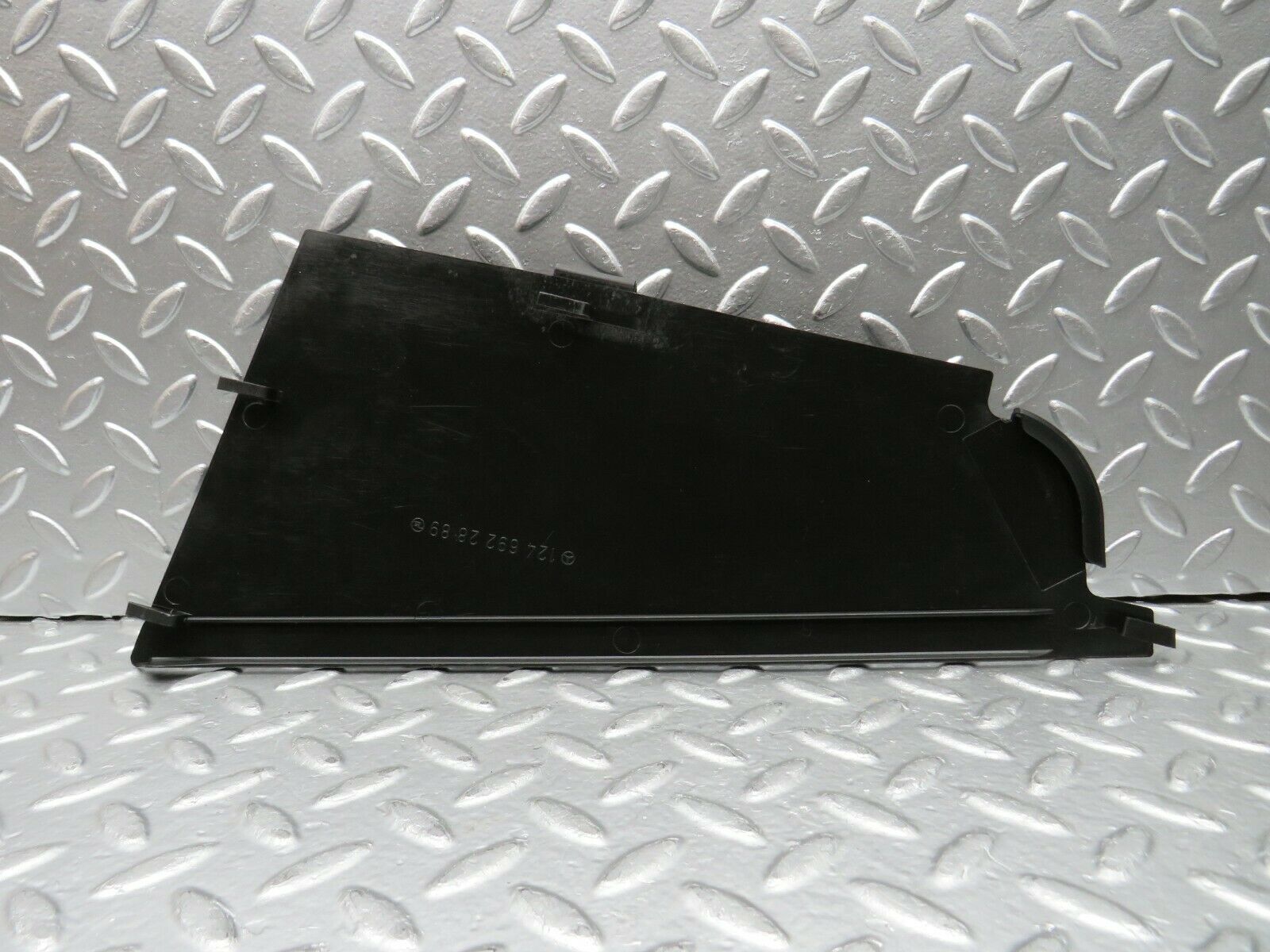 22460 Mercedes-Benz C124 E220 Coupe Rear Right Panel Lower Trim 1246922889