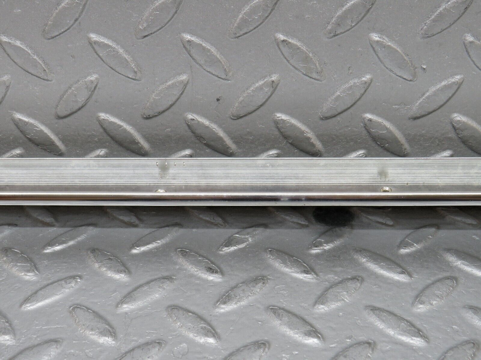 37468 Mercedes-Benz W109 300SEL Dashboard Chrome Trim