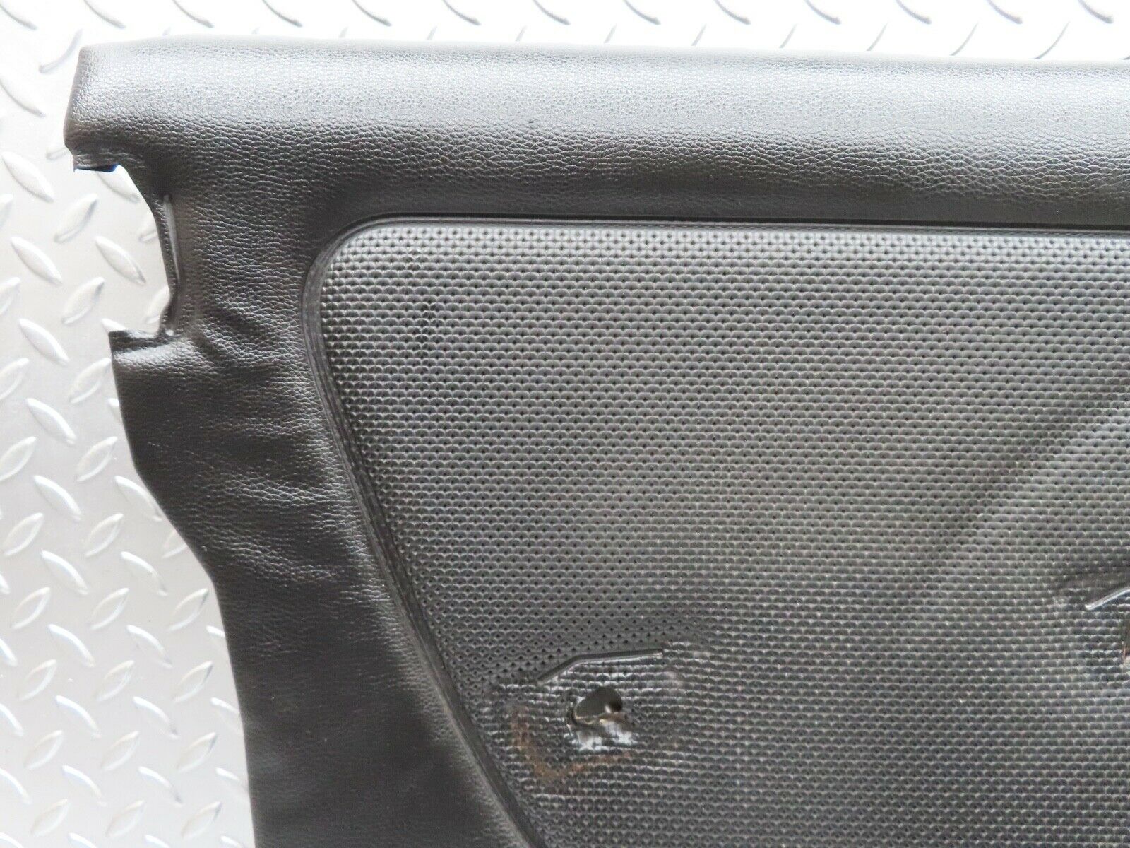 19030 Mercedes-Benz W123 300D Front Left Door Card Black