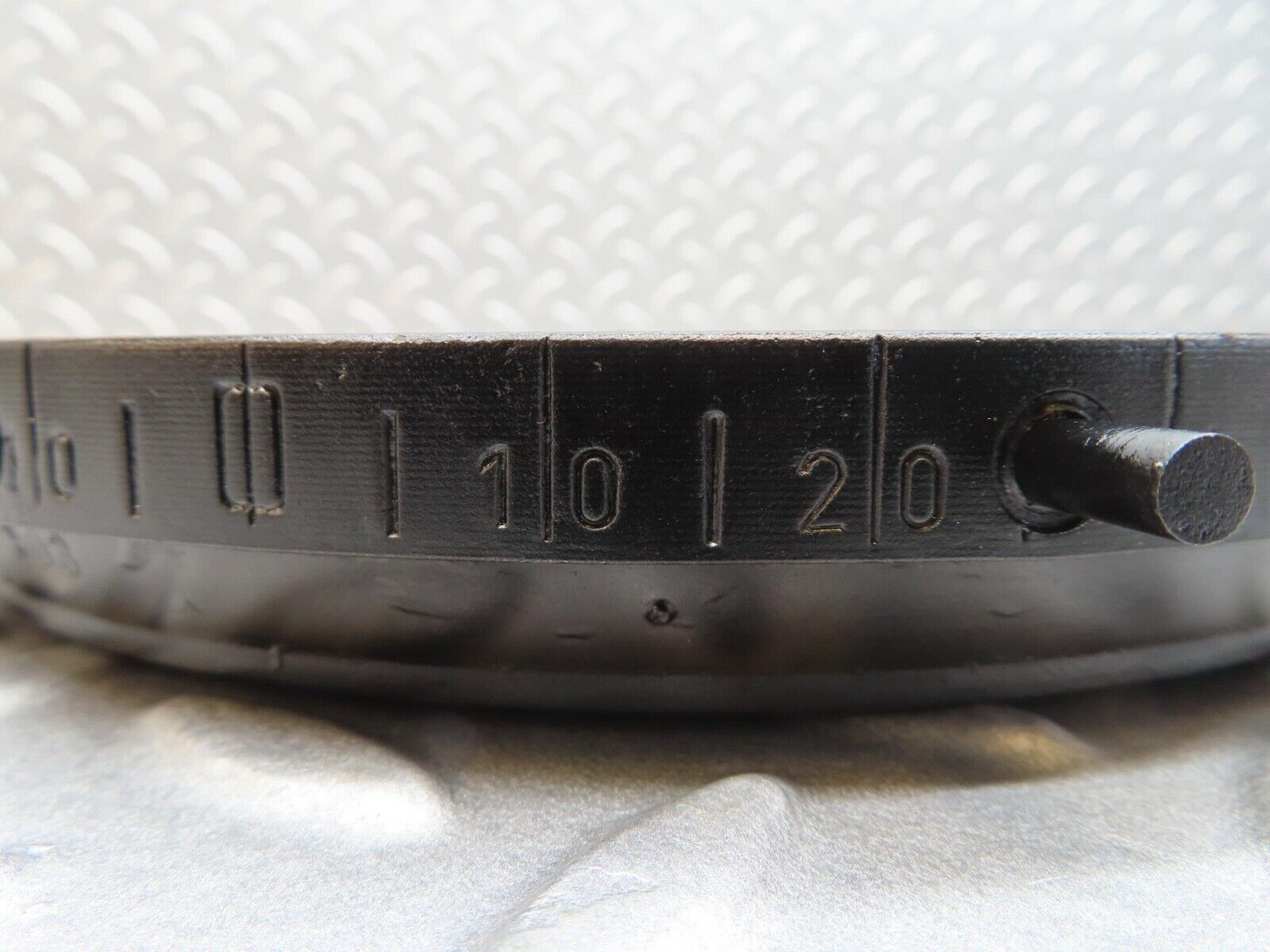 14430 Mercedes-Benz W116 350SE Crankshaft Vibration Damper 1160300303