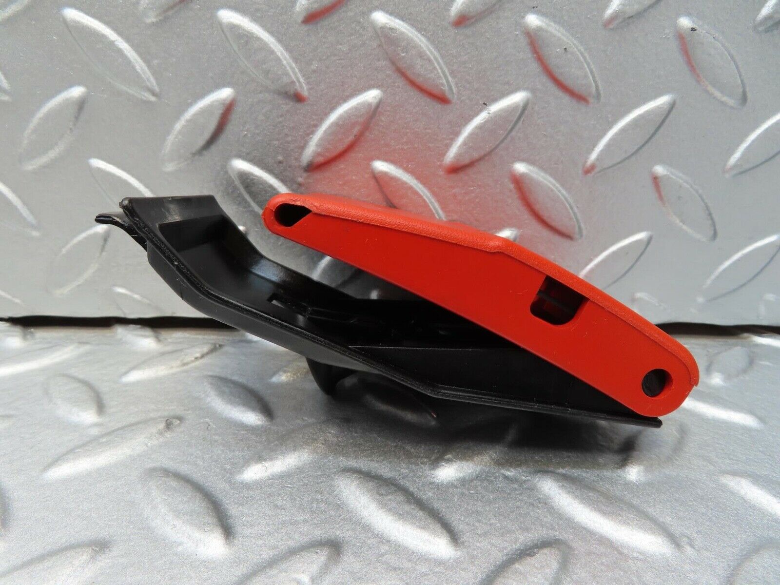 16462 Mercedes-Benz W124 260E Hood Opener Bonnet Opener Release