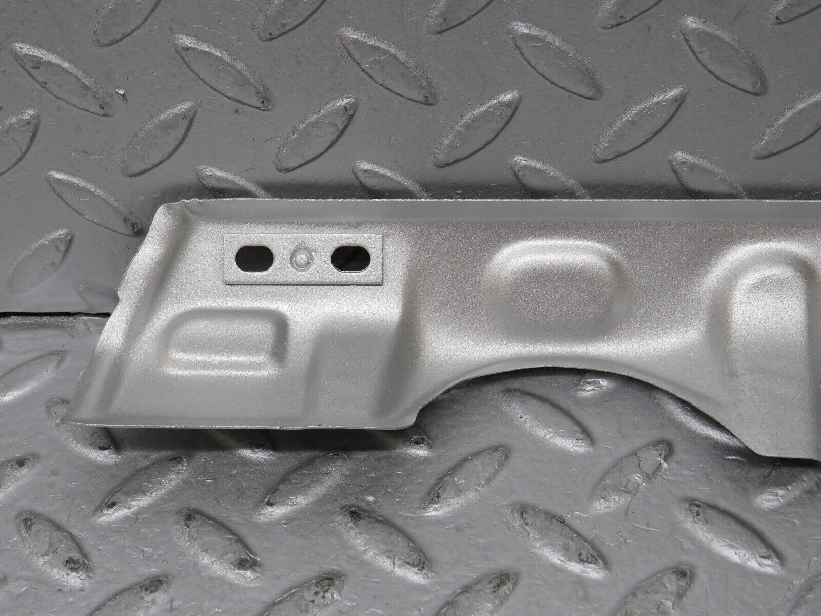 36345 Mercedes-Benz W126 420SE Exhaust Manifold Heat Shield