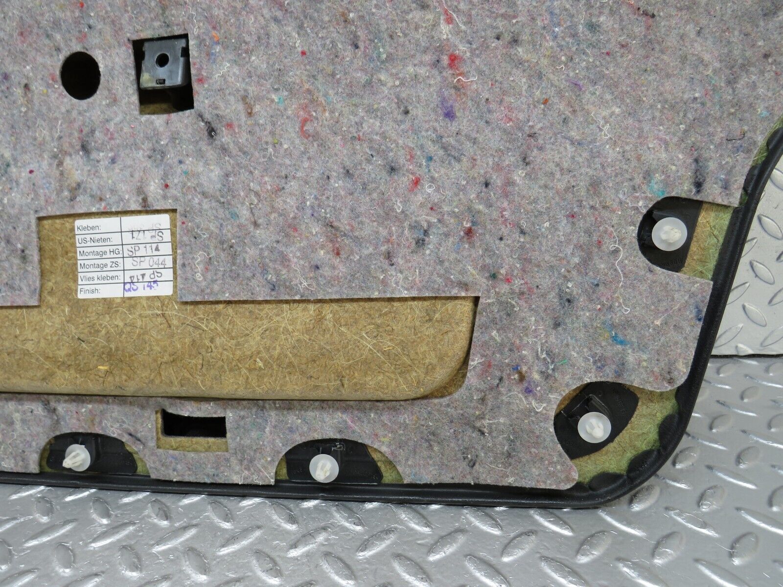 34731 Mercedes-Benz W210 320E Front Left Door Card 2107201551