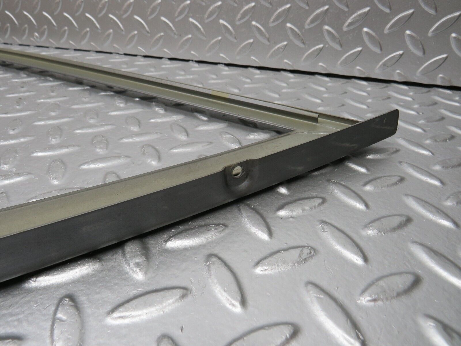 32311 Mercedes-Benz S124 300TE Wagon Front Right Door Exterior Frame Trim