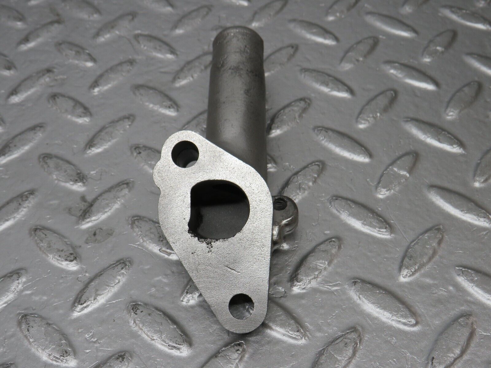 33739 Mercedes-Benz W201 190E 2.0L Coolant Pipe 1022030473