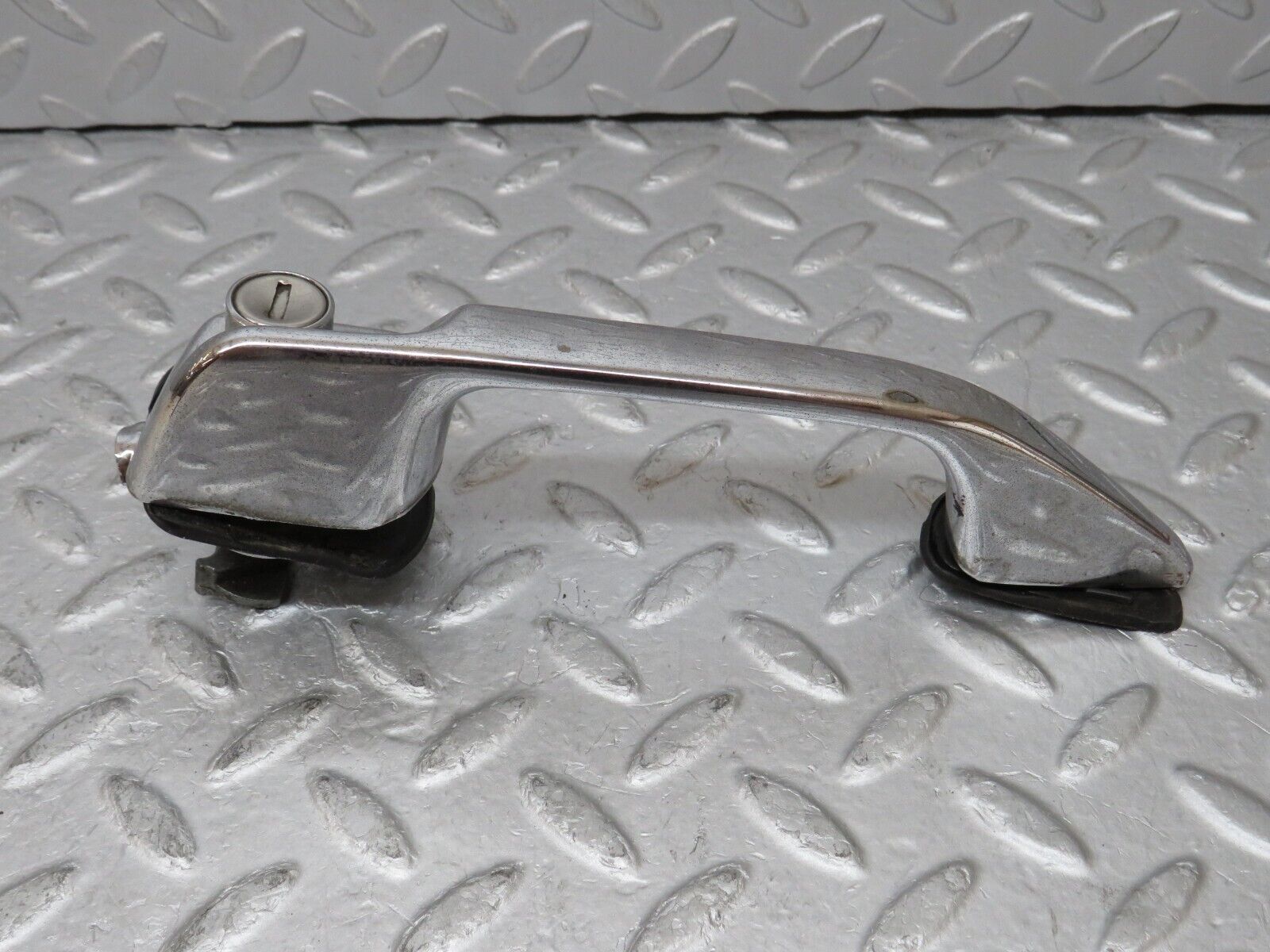 35741 Mercedes-Benz W108 Chrome Door Handle Front Left 1087661301