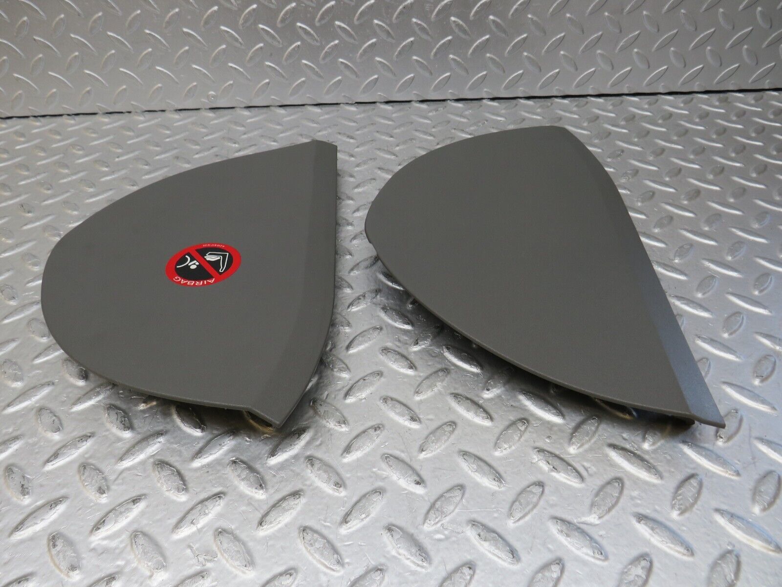 35204 Mercedes-Benz W221 Dashboard Side Cover Panel Pair Grey 2216890108