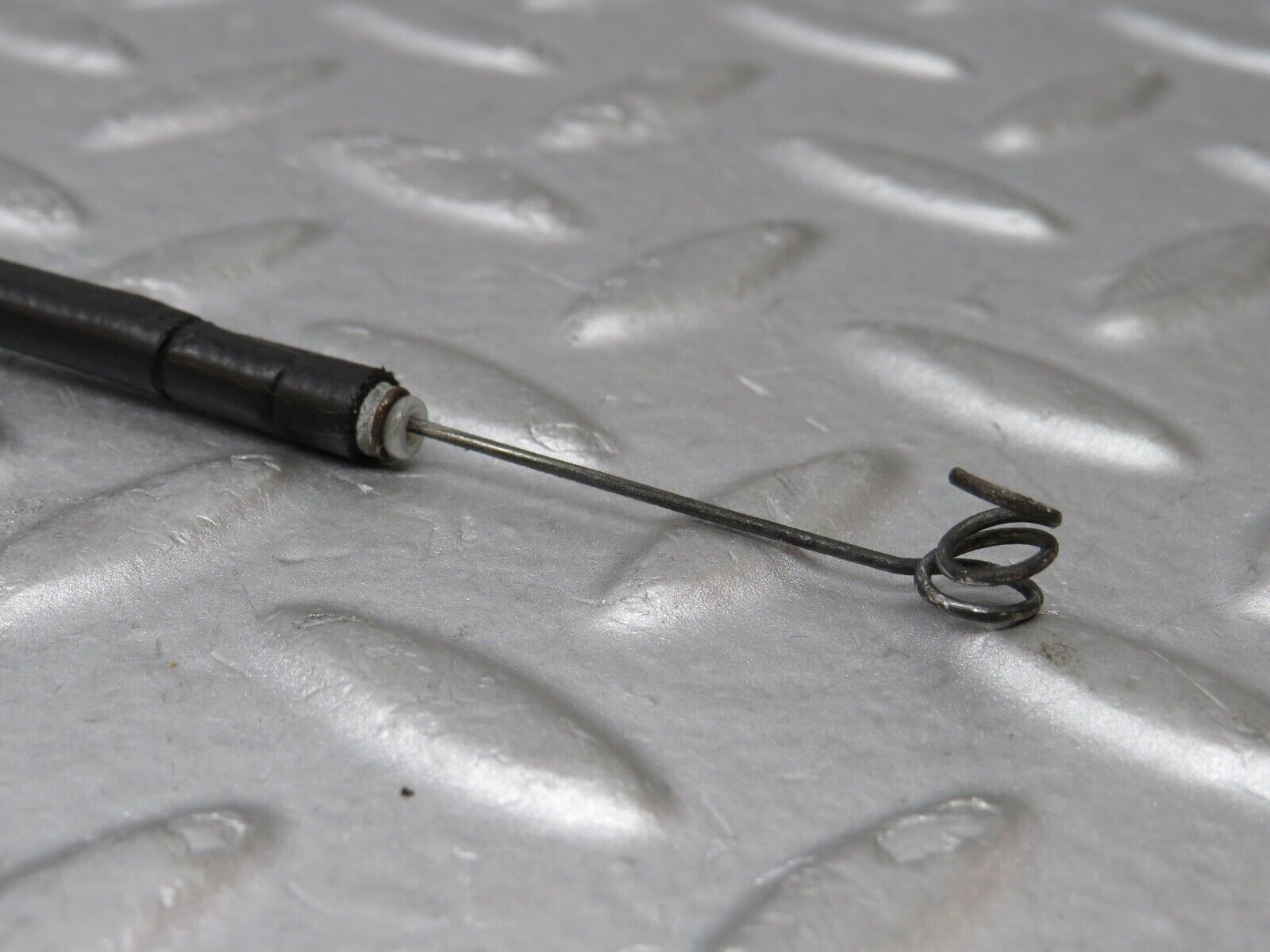 36205 Mercedes-Benz W126 420SE Heater Control Cable 1268301331