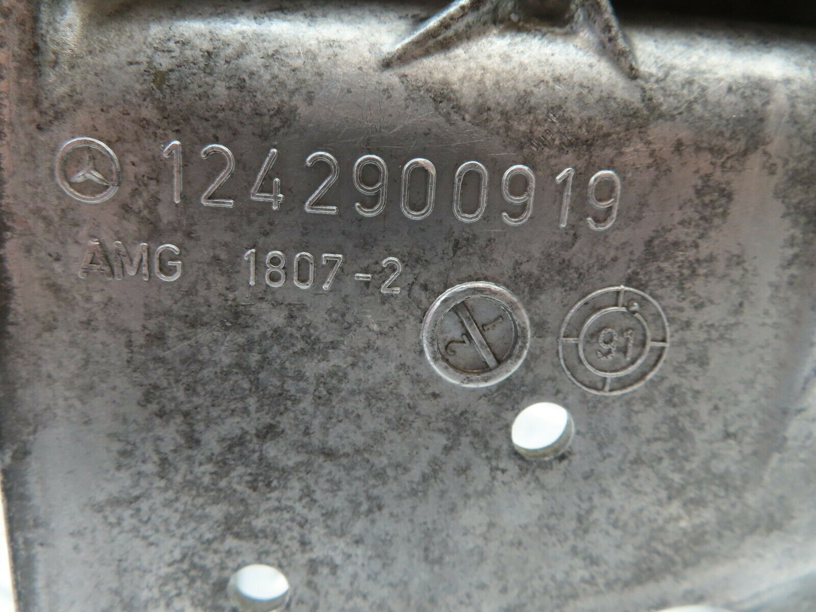 5490 Mercedes-Benz W124 230E Brake Pedal Bracket 1242900919