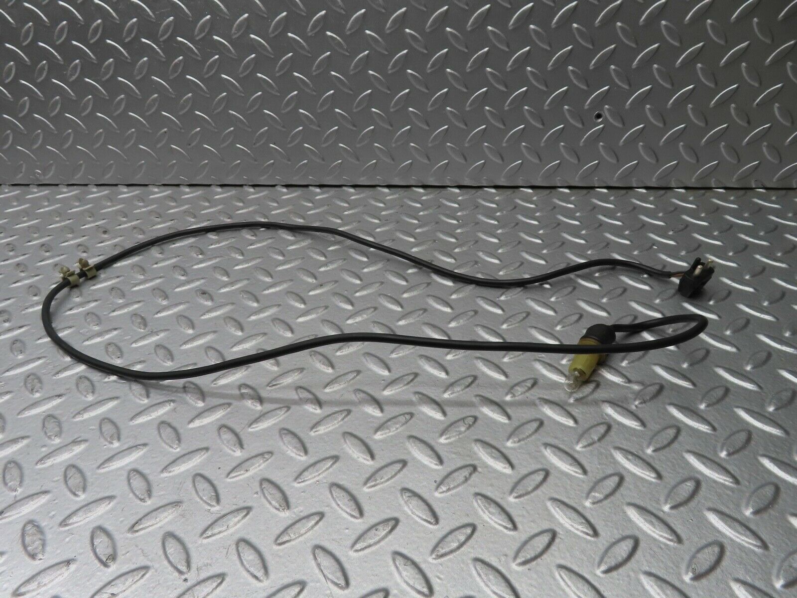 21610 Mercedes-Benz W126 300SE Front Wing Indicator Cable Wire 1249971881