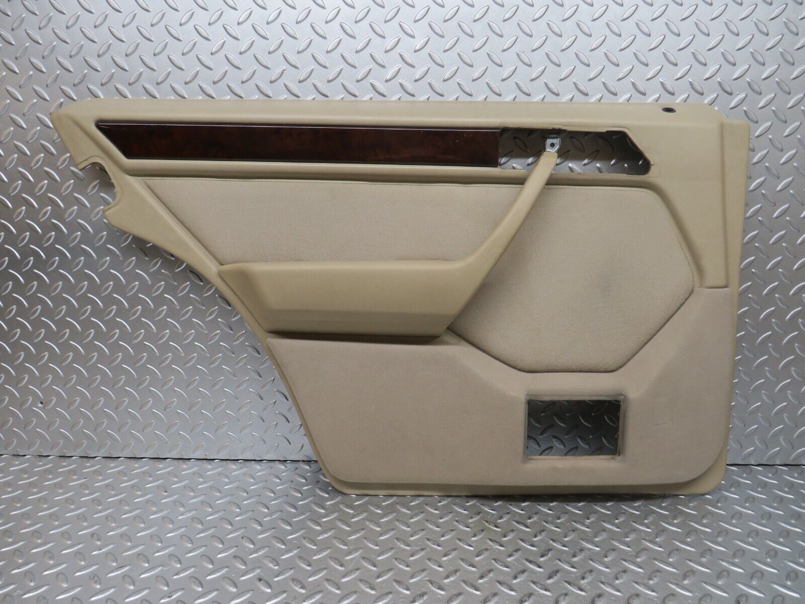 27523 Mercedes-Benz S124 300TE Wagon Rear Left Door Card Beige