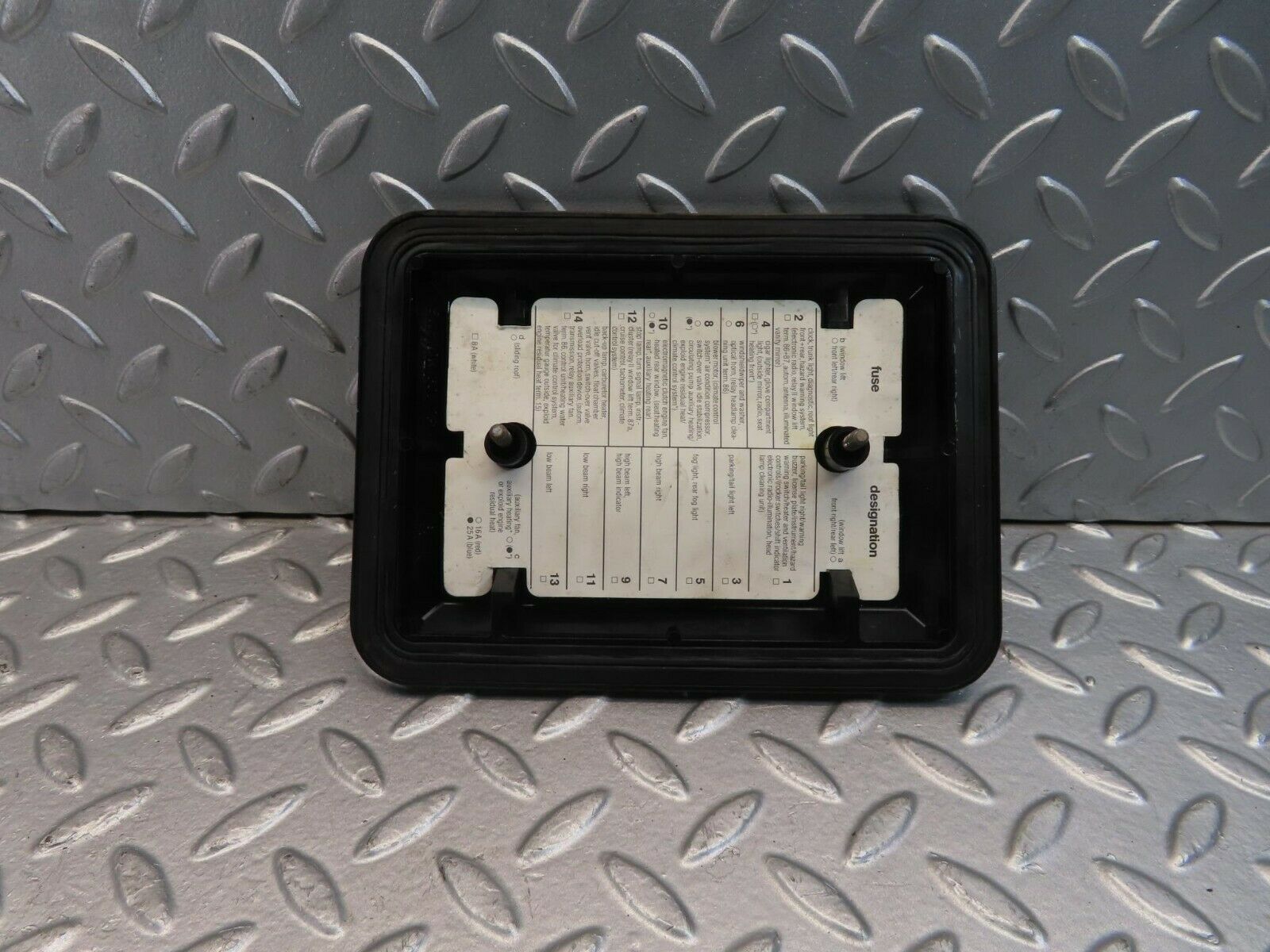 11423 Mercedes-Benz C123 230CE Coupe Fuse Box Cover 1235400082