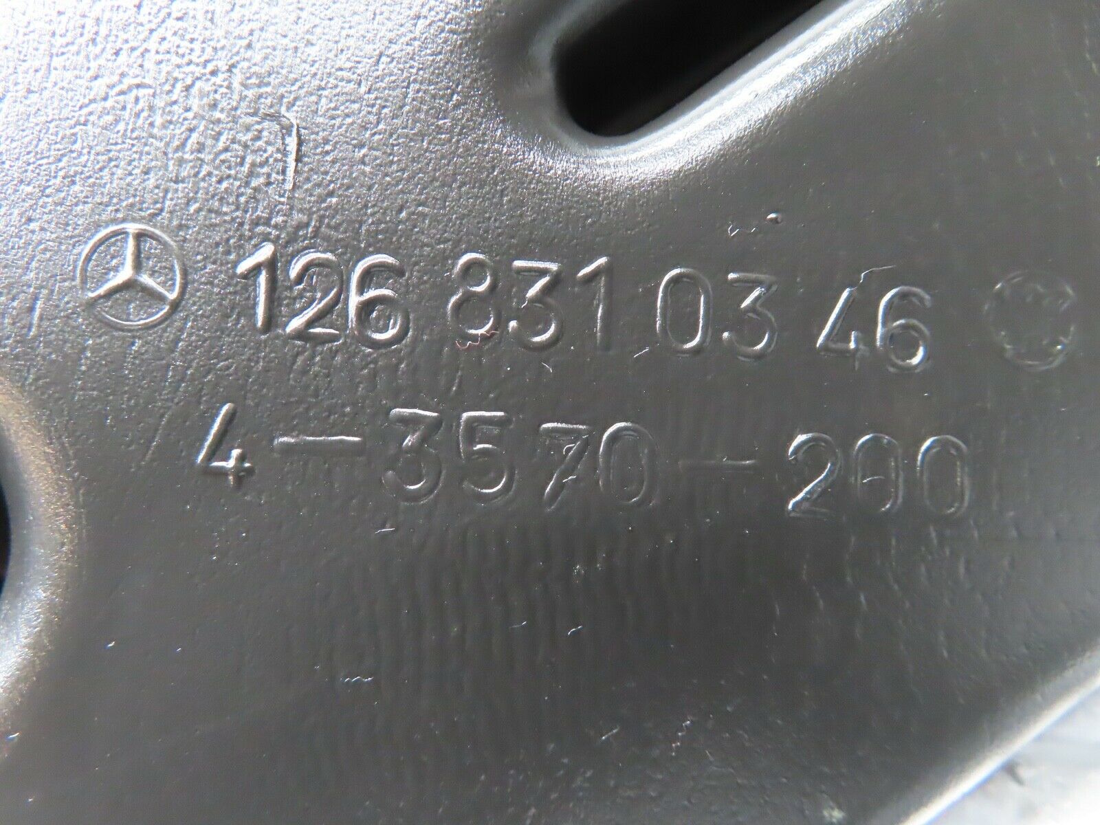 21507 Mercedes-Benz W126 300SE Air Duct Heater Ventilation Left 1268310346