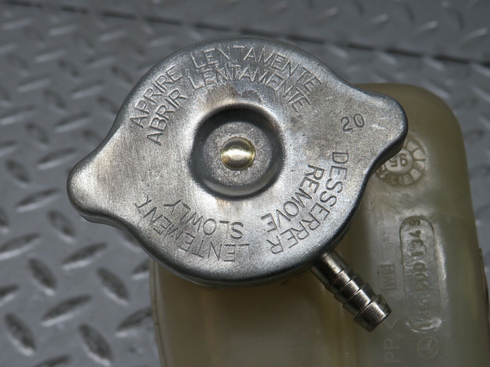 28958 Mercedes-Benz C124 320CE Coupe Coolant Reservoir Tank 1245001349