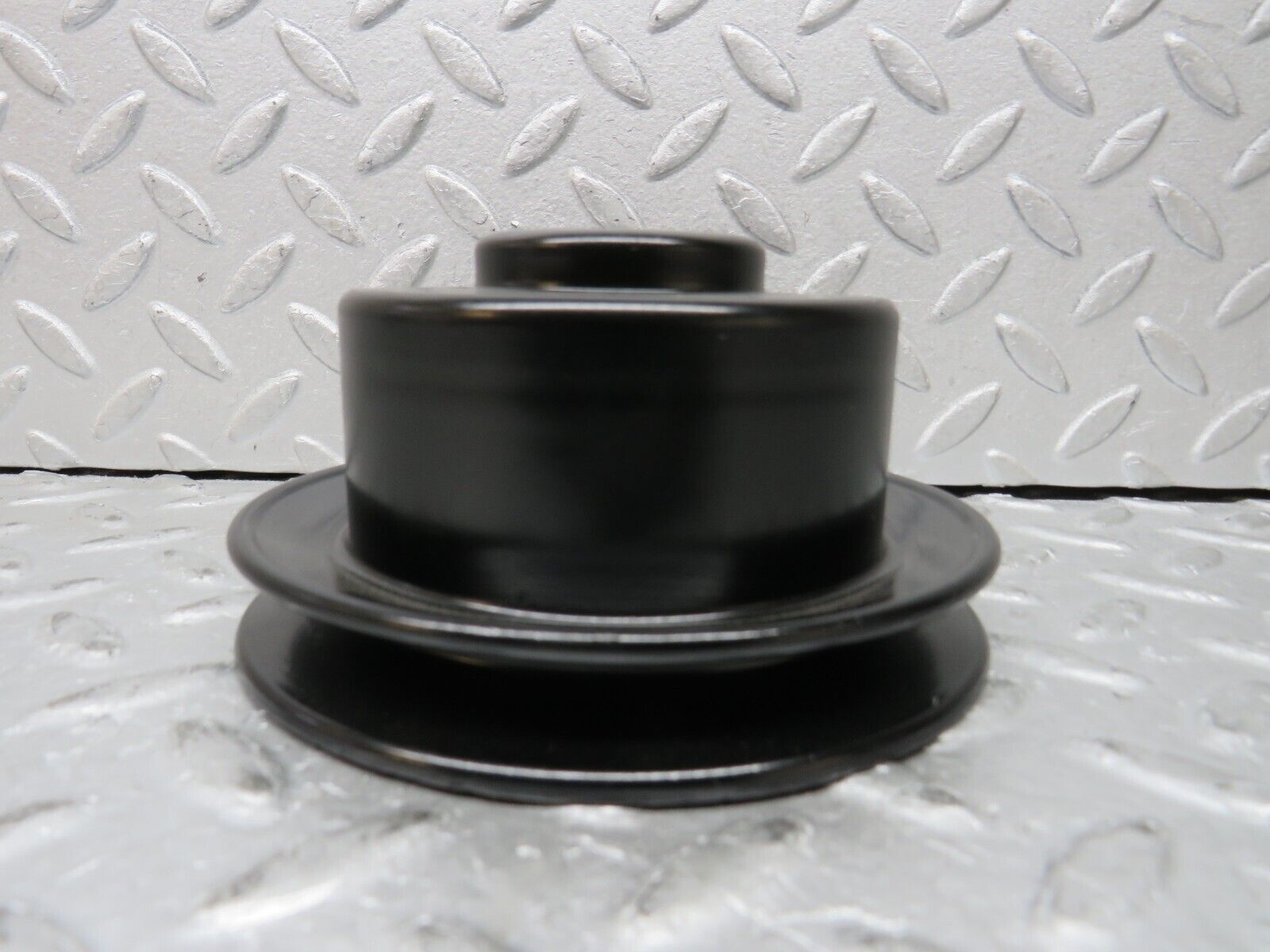 37692 Mercedes-Benz W108 280S Crankshaft Pulley