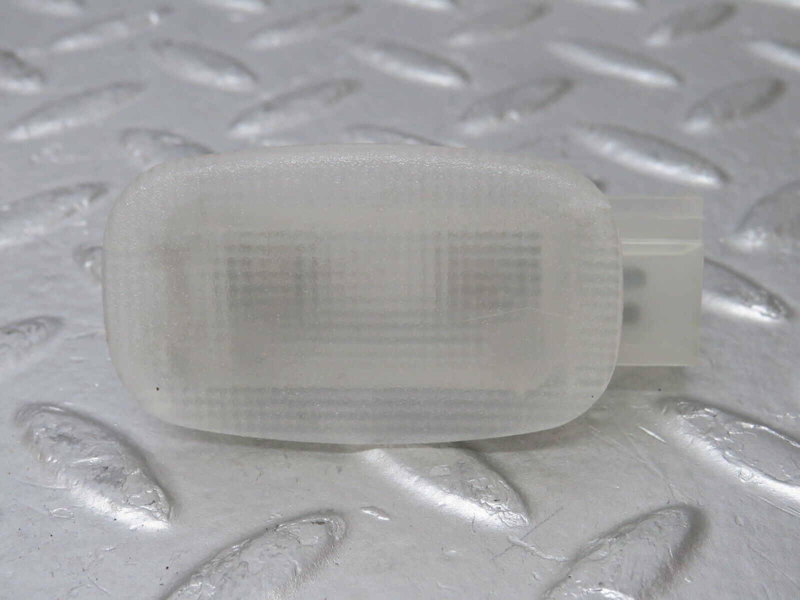 34764 Mercedes-Benz W210 320E Interior Roof Light 2088200501