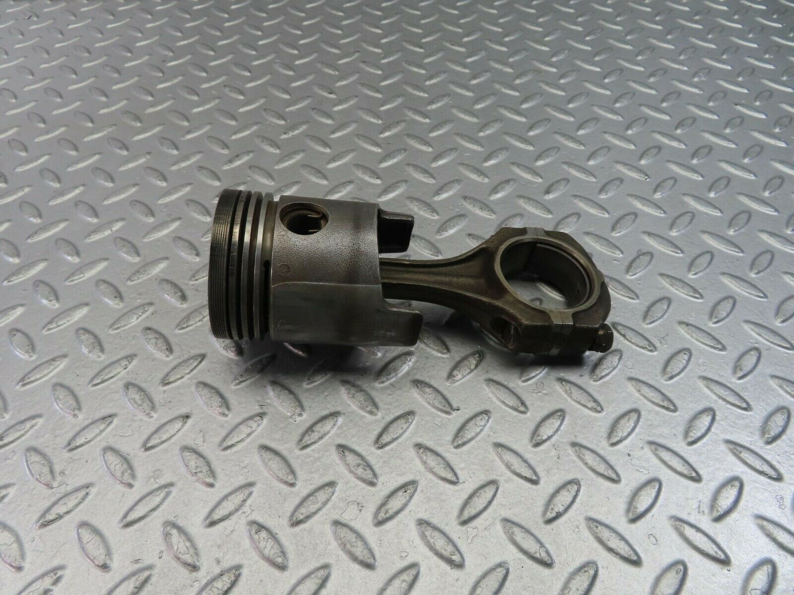 10201 Mercedes-Benz W111 220SE Piston With Connecting Rod 79.98 mm