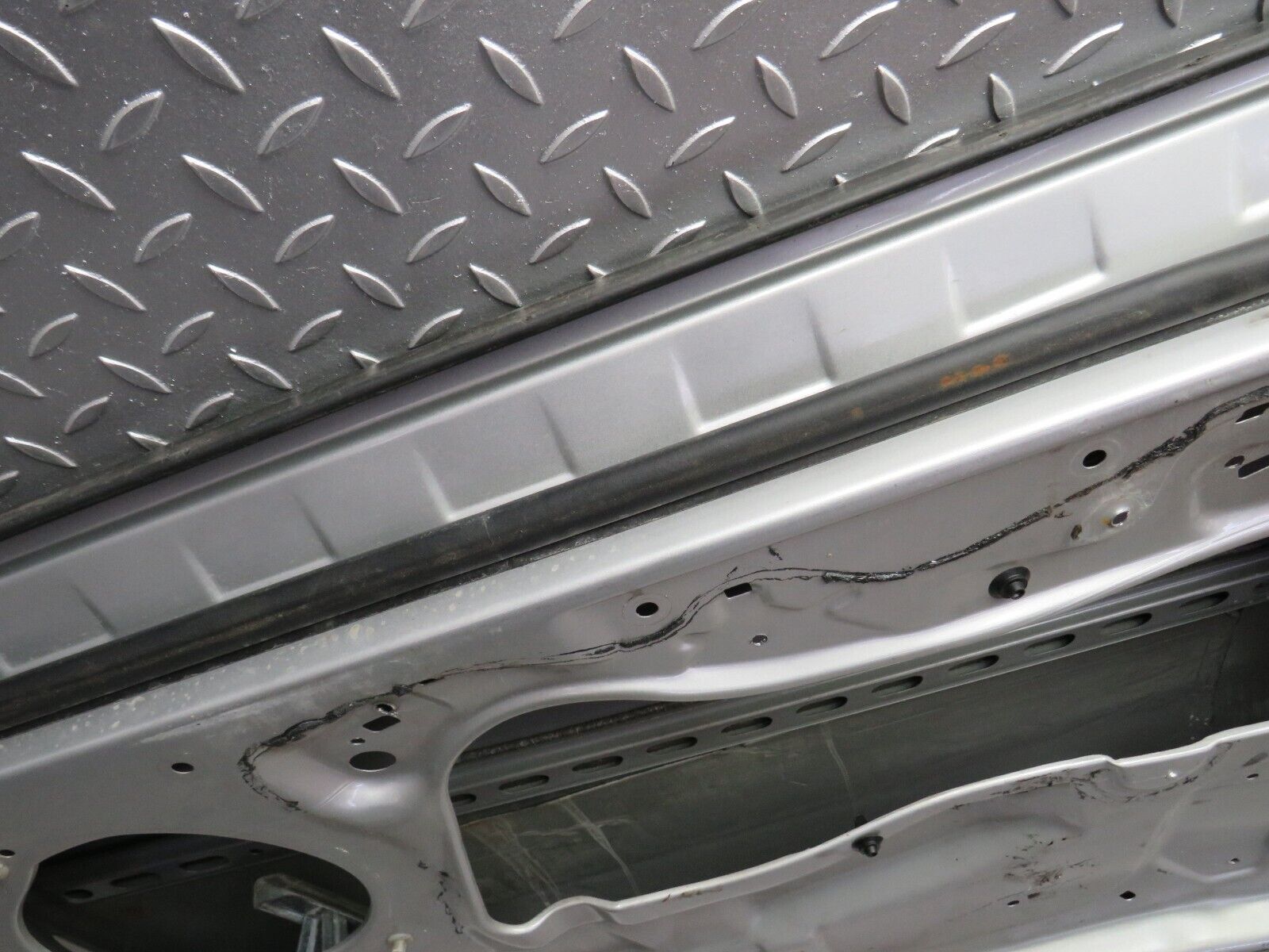 32289 Mercedes-Benz W220 S430 Front Left Door